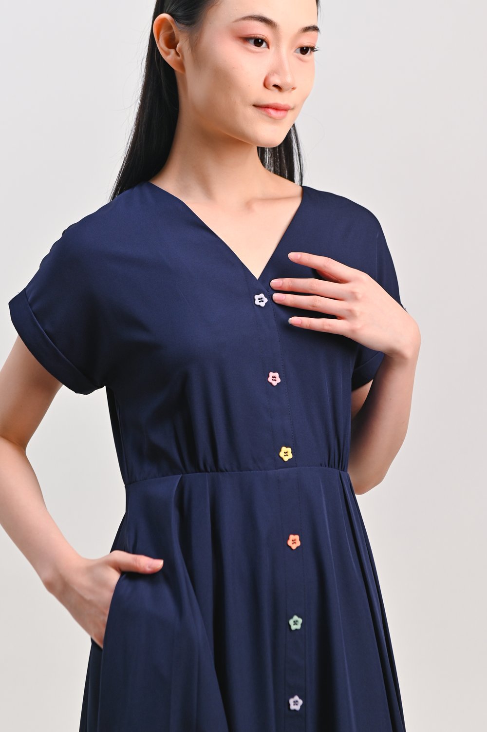 SERYN COLOURFUL-BUTTON SLEEVED DRESS IN NAVY SERYN COLOURFUL-BUTTON SLEEVED DRESS IN NAVY
