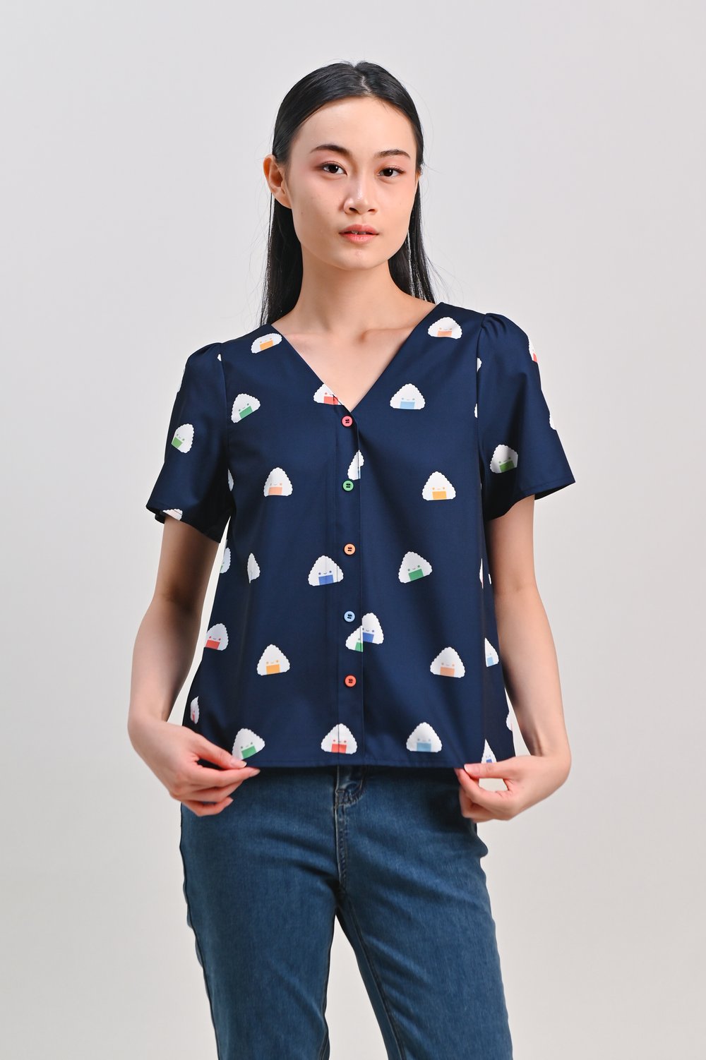 OISHI ONIGIRI NAVY SLEEVED BUTTON TOP