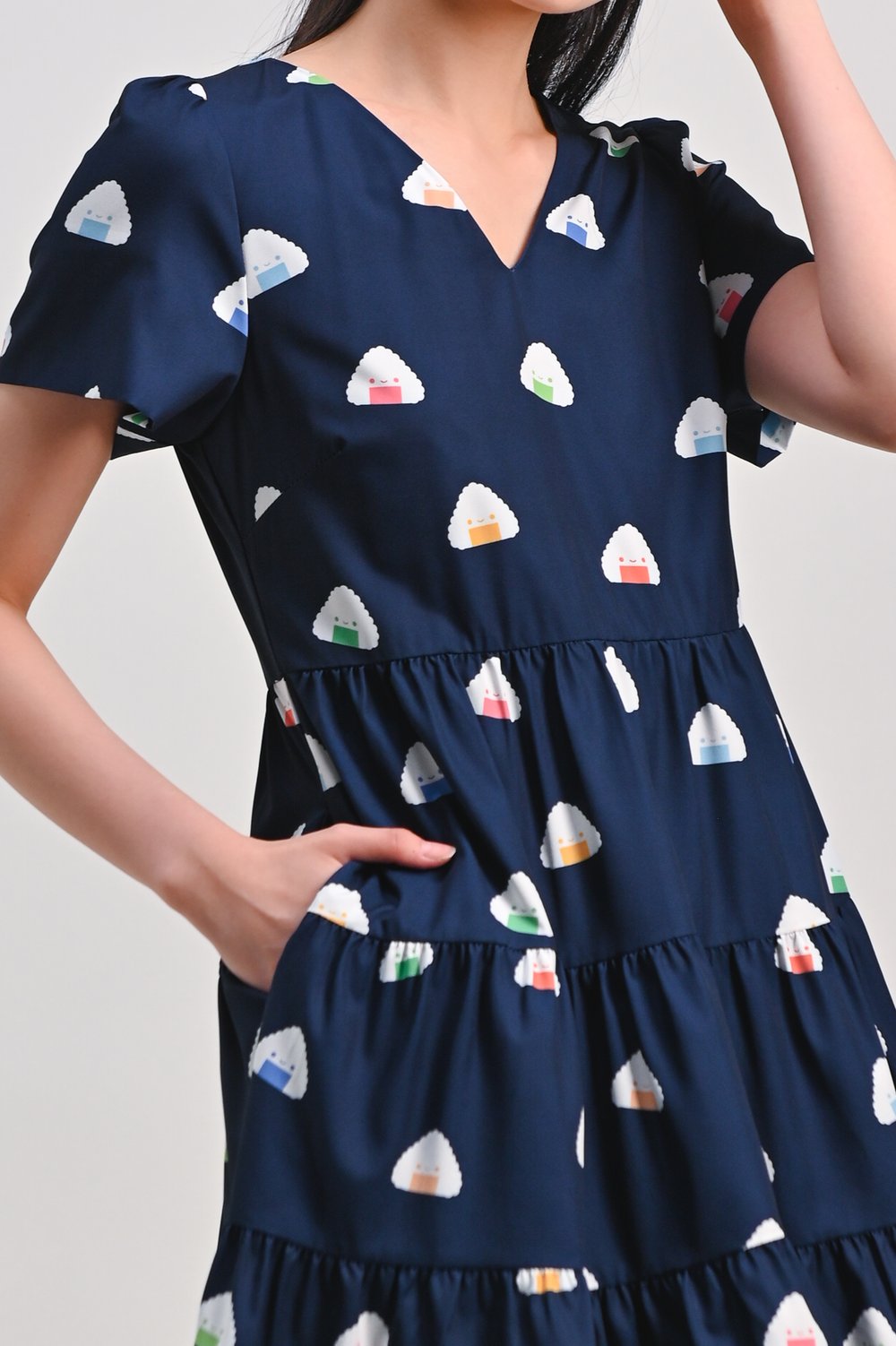 OISHI ONIGIRI NAVY SLEEVED BABYDOLL DRESS