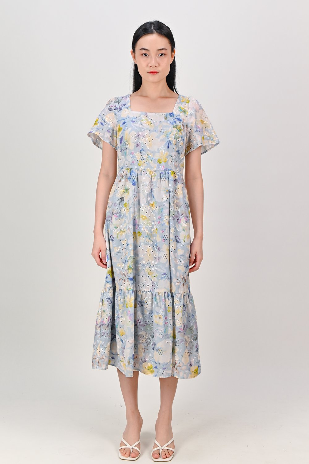 SAKRIS BLUE EYELET FLORAL SLEEVED DRESS SAKRIS BLUE EYELET FLORAL SLEEVED DRESS