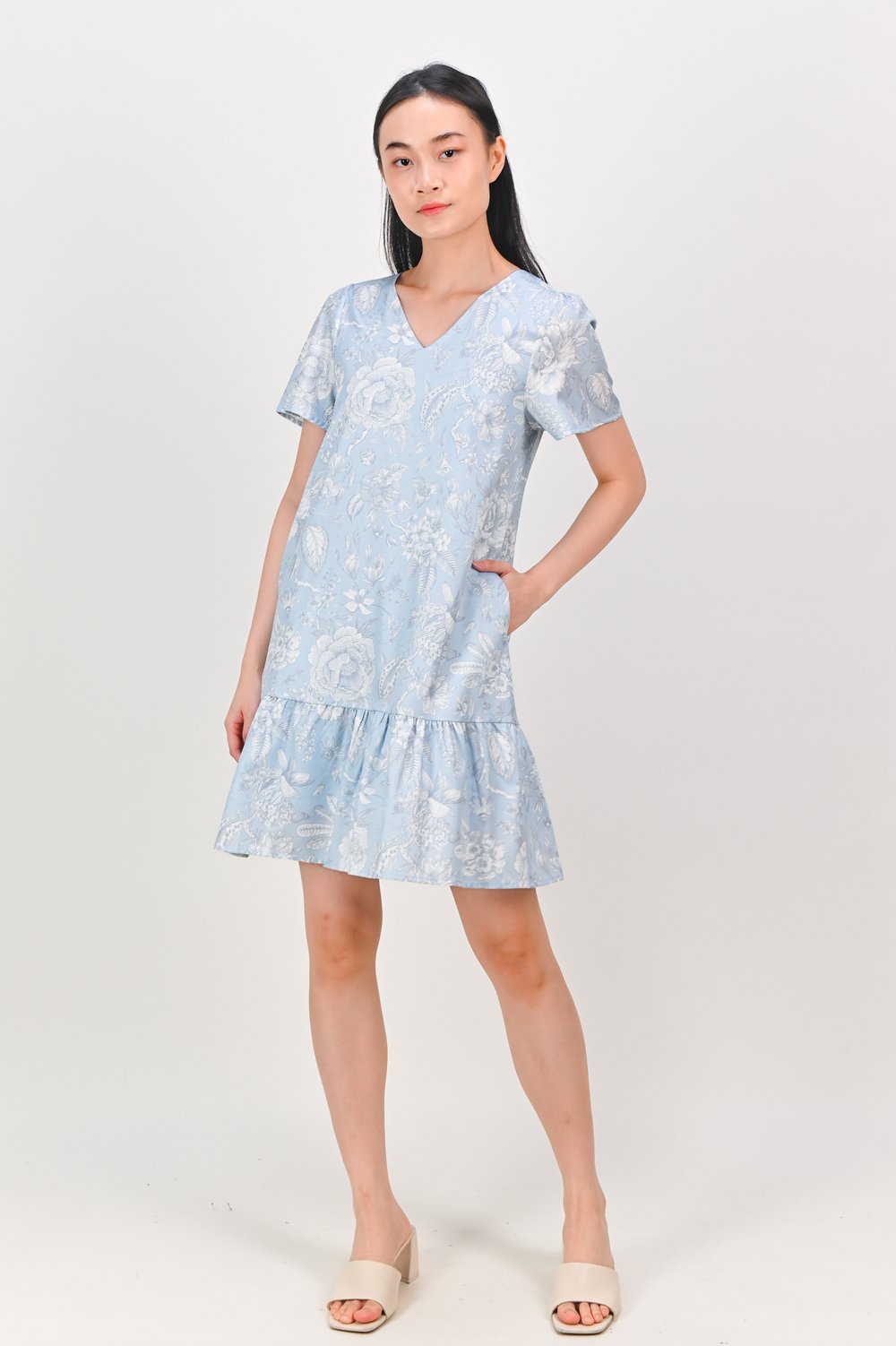 BLUE PORCELAIN BLOOMS SLEEVED SHORT DROPWAIST DRESS BLUE PORCELAIN BLOOMS SLEEVED SHORT DROPWAIST DRESS