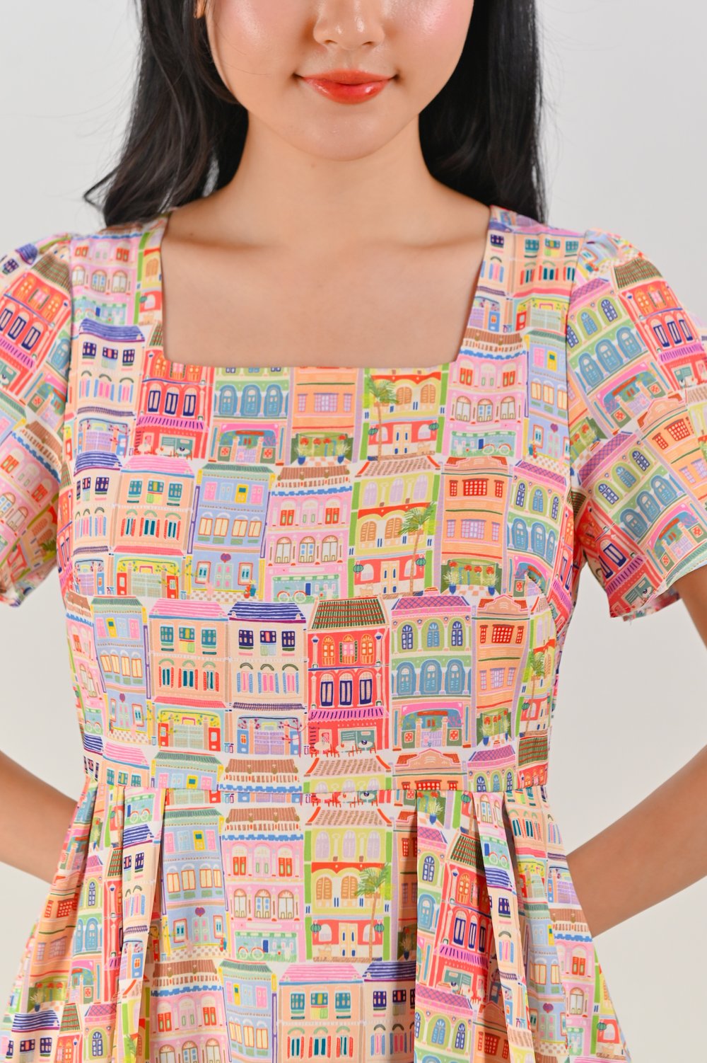 SHOPHOUSE PATTERN PLEATED DRESS-ROMPER