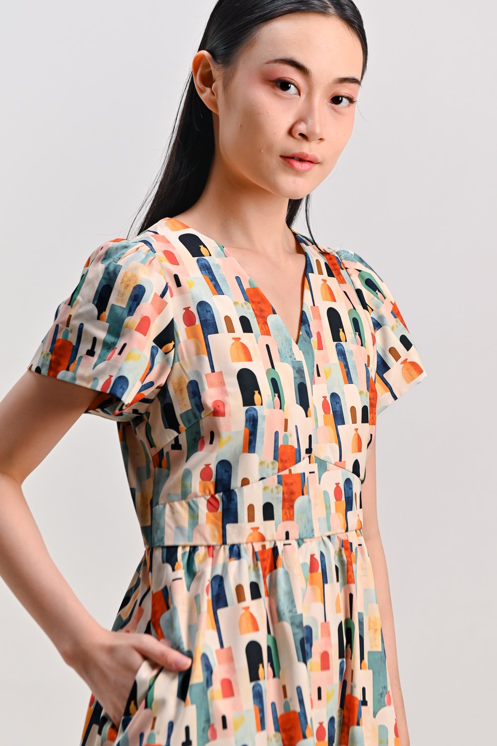 POTTERY TOWN SLEEVED V-NECK DRESS-ROMPER POTTERY TOWN SLEEVED V-NECK DRESS-ROMPER