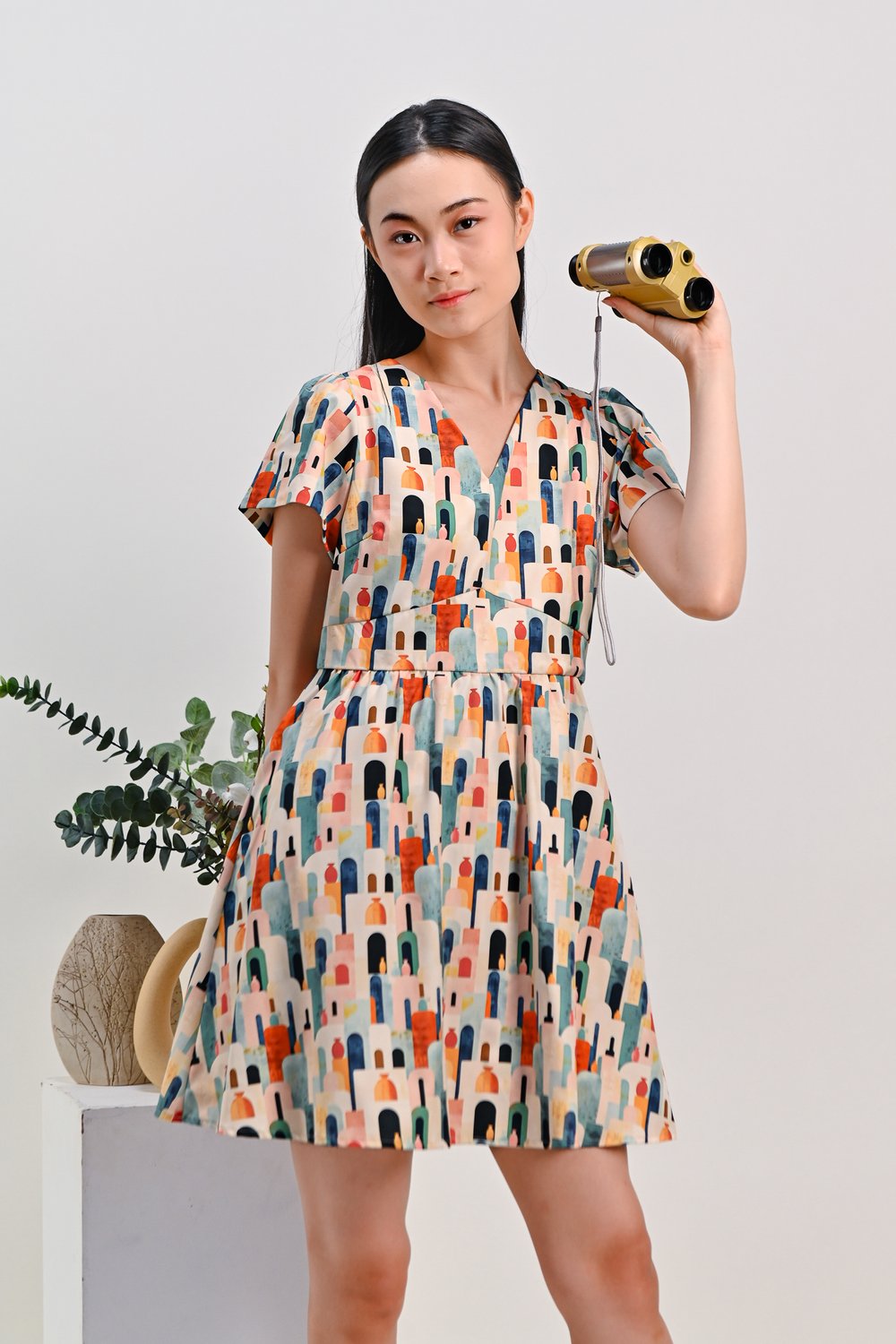 POTTERY TOWN SLEEVED V-NECK DRESS-ROMPER POTTERY TOWN SLEEVED V-NECK DRESS-ROMPER