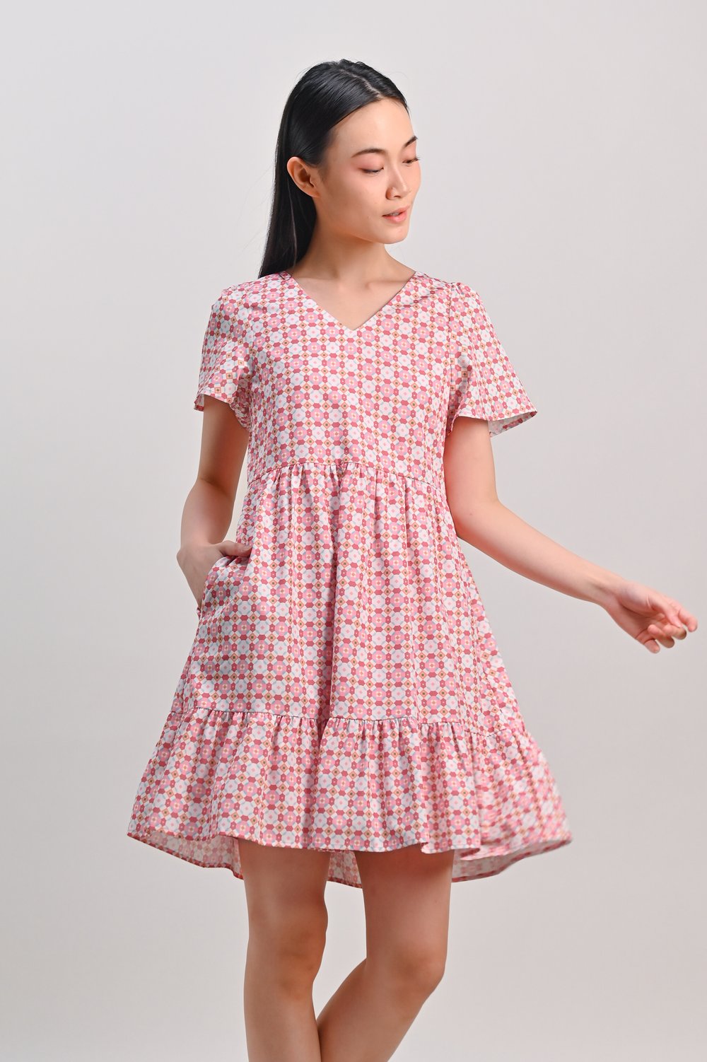 BERRY JADE V-NECK SLEEVED FLOUNCE DRESS