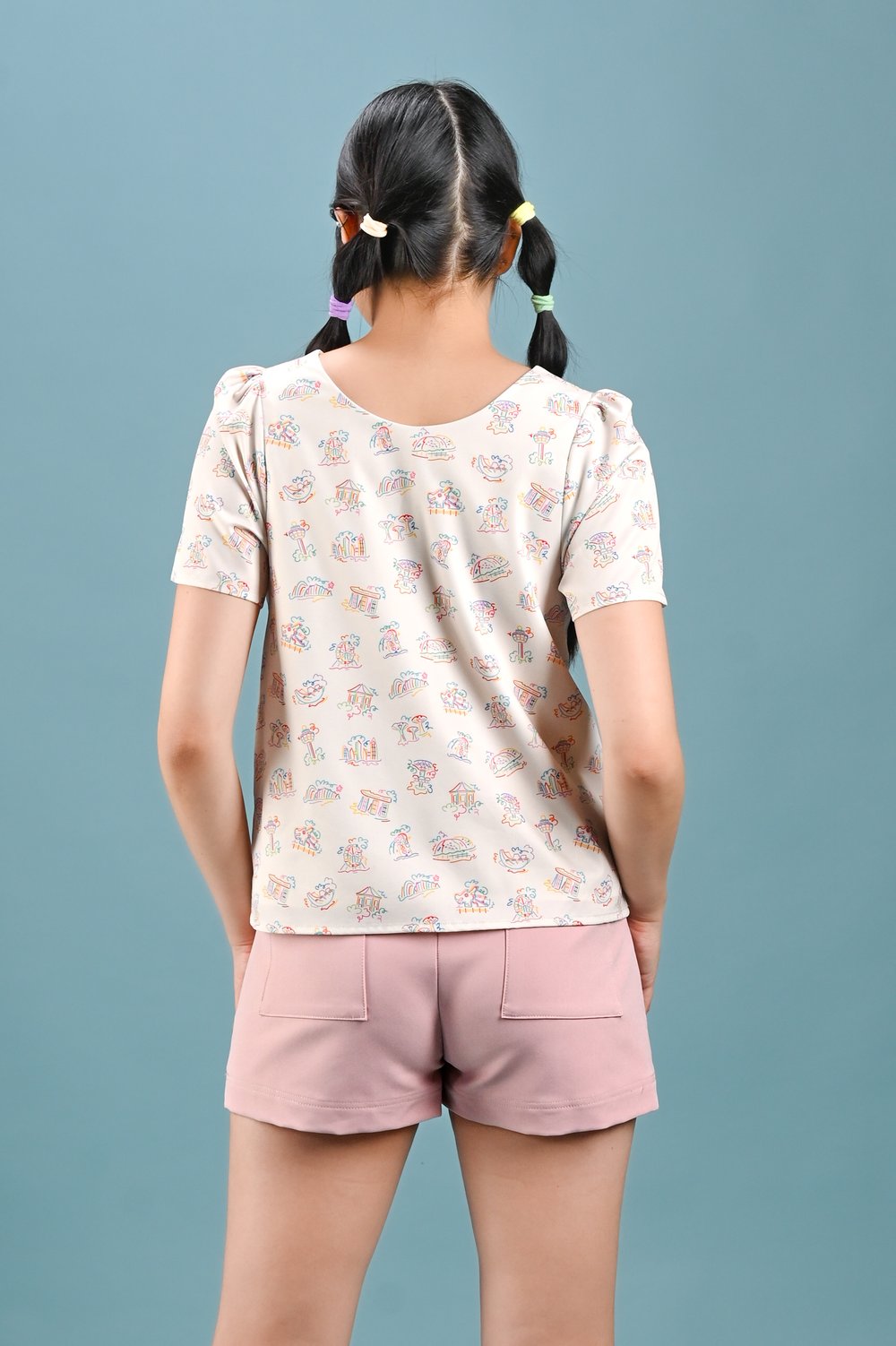 CITY OF DREAMS CREAM SLEEVED BUTTON TOP CITY OF DREAMS CREAM SLEEVED BUTTON TOP