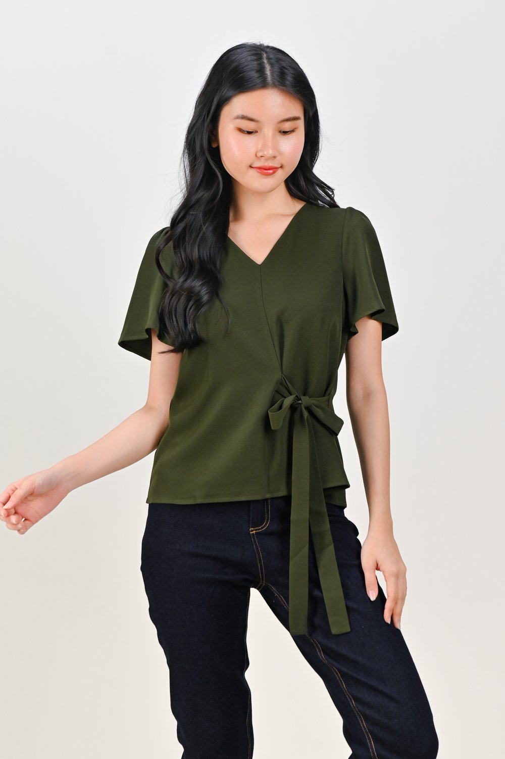 DEXIE SLEEVED TIE-SASH TOP IN OLIVE DEXIE SLEEVED TIE-SASH TOP IN OLIVE
