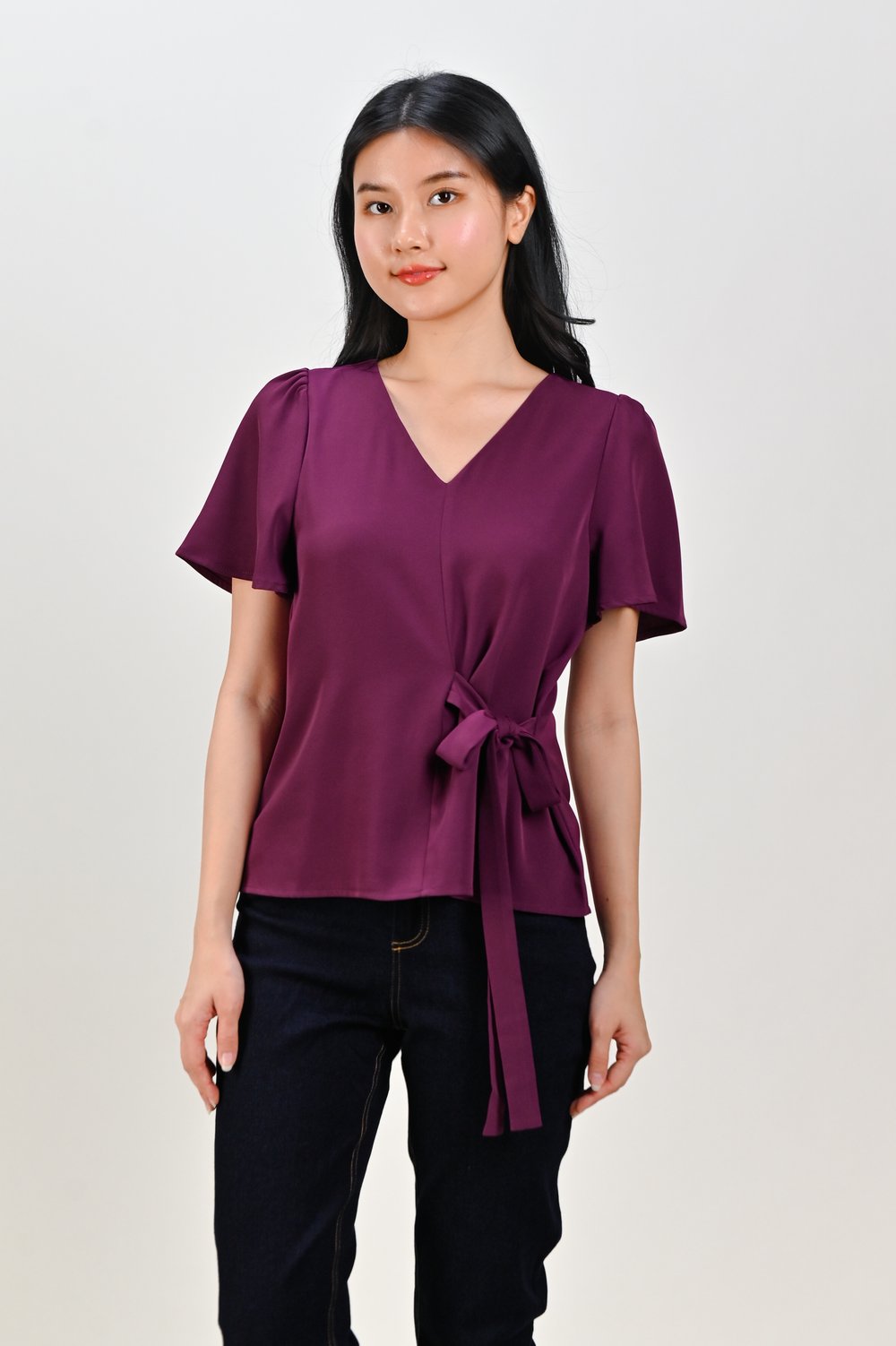 DEXIE SLEEVED TIE-SASH TOP IN MAROON