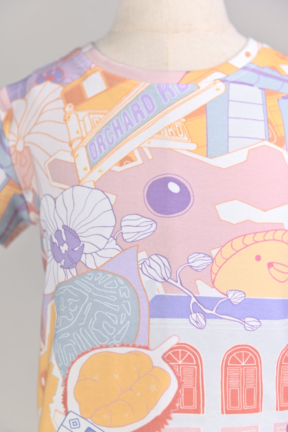 VIBRANT SUNNY ISLAND KIDS’ TEE