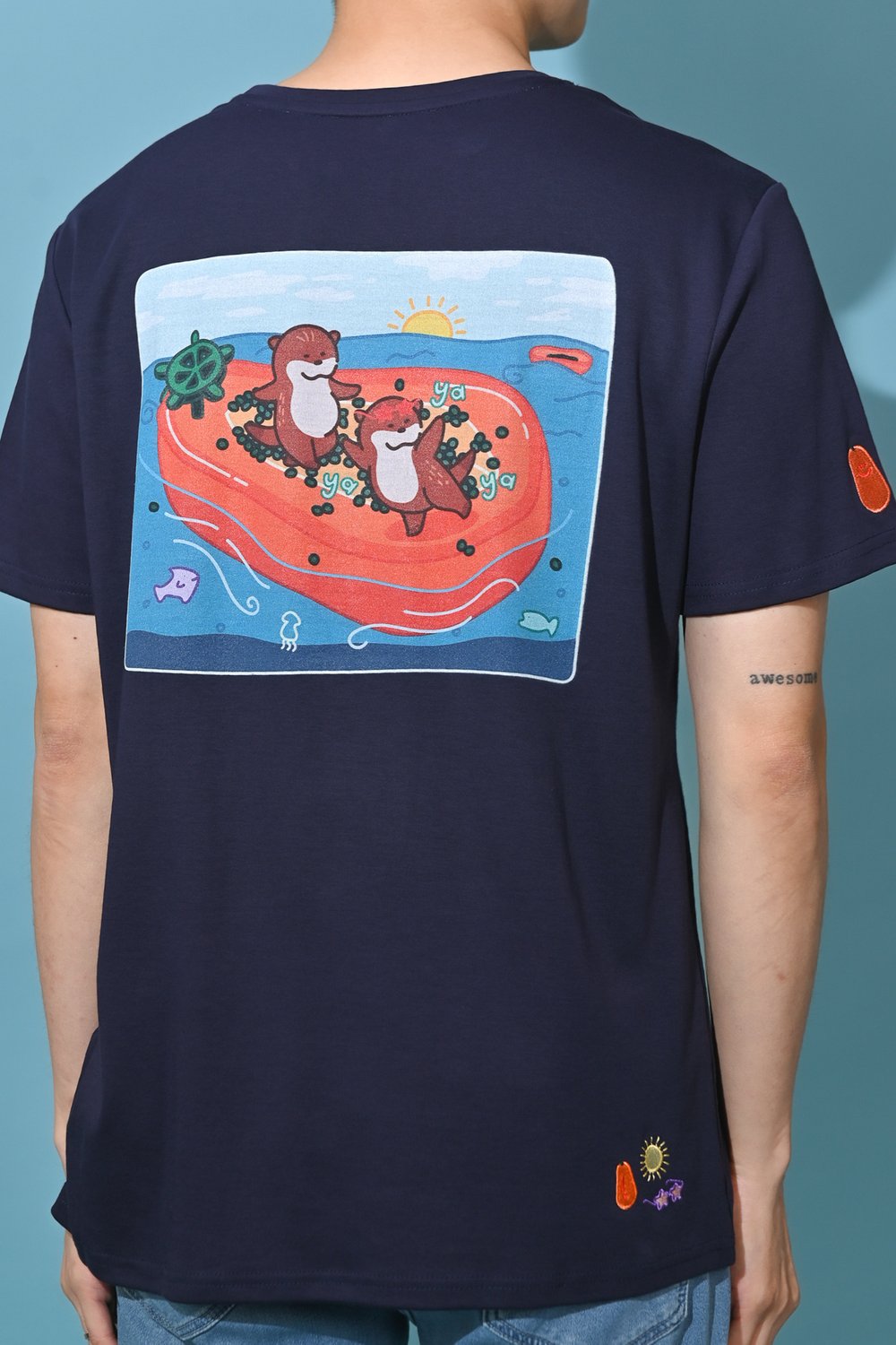 YAYA PAPAYA OTTER UNISEX TEE YAYA PAPAYA OTTER UNISEX TEE