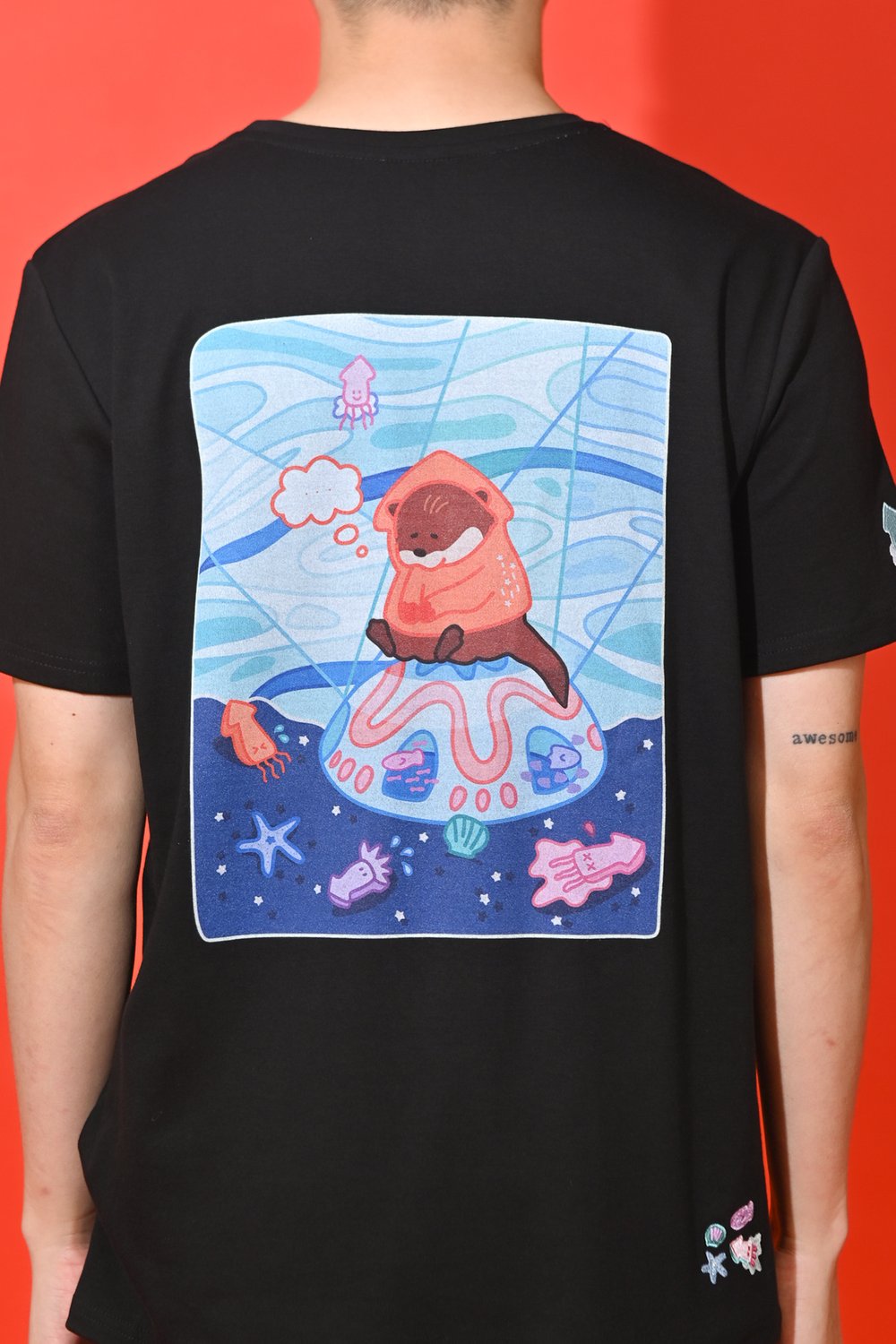 BLUR SOTONG OTTER UNISEX TEE