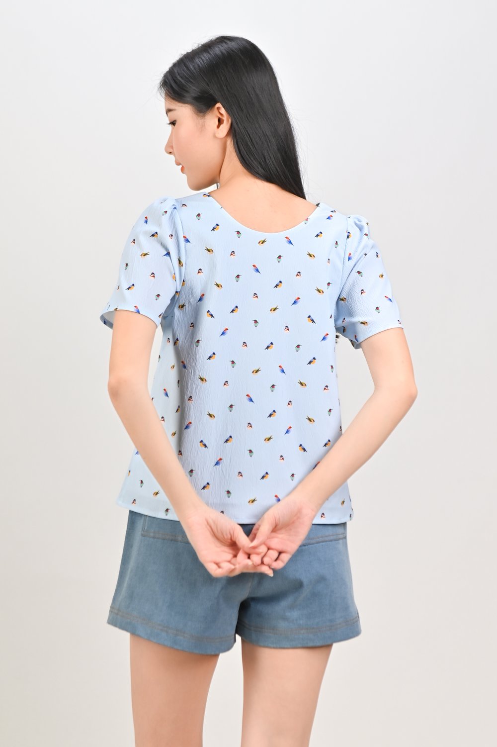 LITTLE WINGS SLEEVED BUTTON TOP LITTLE WINGS SLEEVED BUTTON TOP