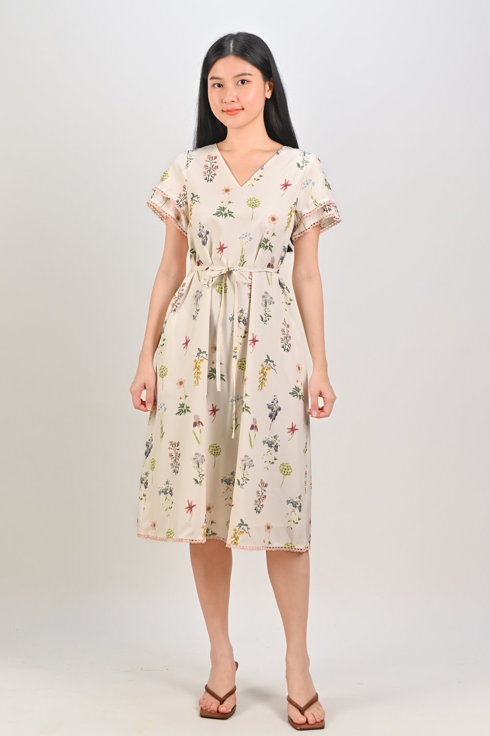 VEDA CREAM FLORAL LAYERED-SLEEVES DRESS VEDA CREAM FLORAL LAYERED-SLEEVES DRESS
