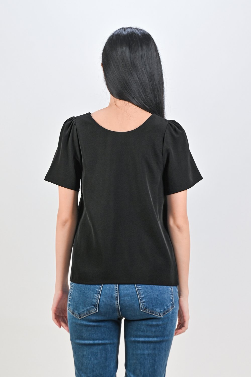 ASHA SLEEVED BUTTON TOP IN BLACK ASHA SLEEVED BUTTON TOP IN BLACK
