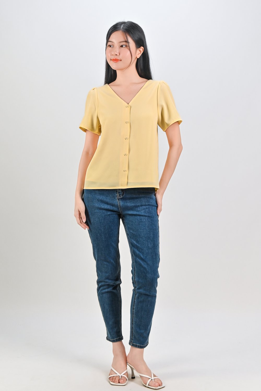 ASHA SLEEVED BUTTON TOP IN YELLOW ASHA SLEEVED BUTTON TOP IN YELLOW