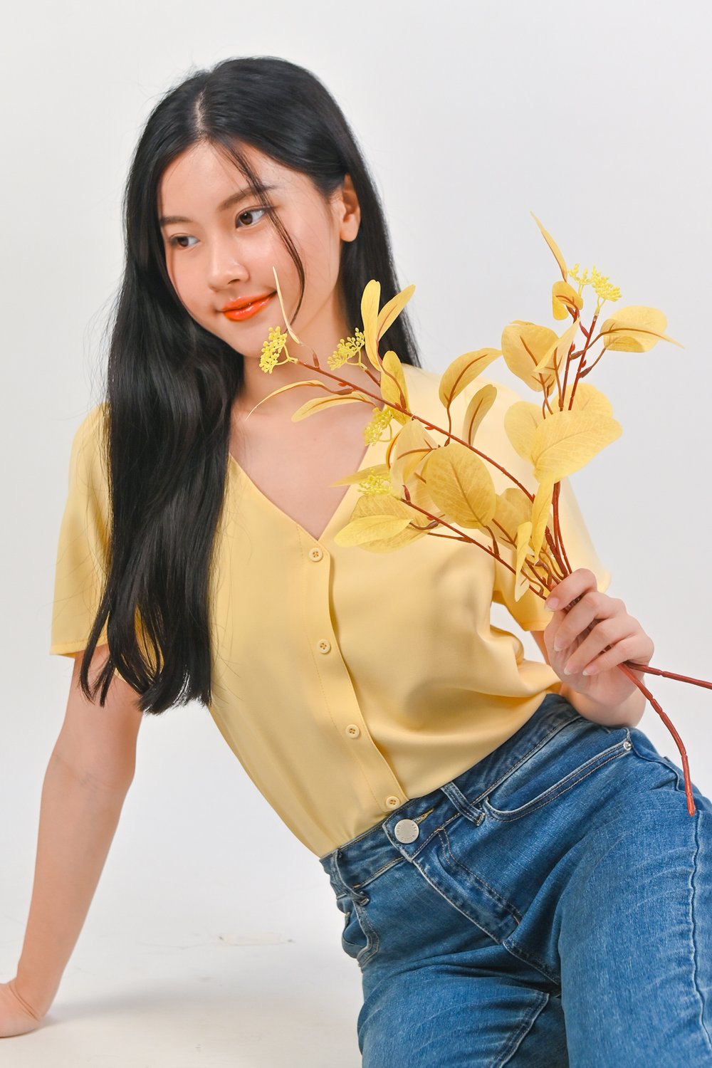 ASHA SLEEVED BUTTON TOP IN YELLOW ASHA SLEEVED BUTTON TOP IN YELLOW