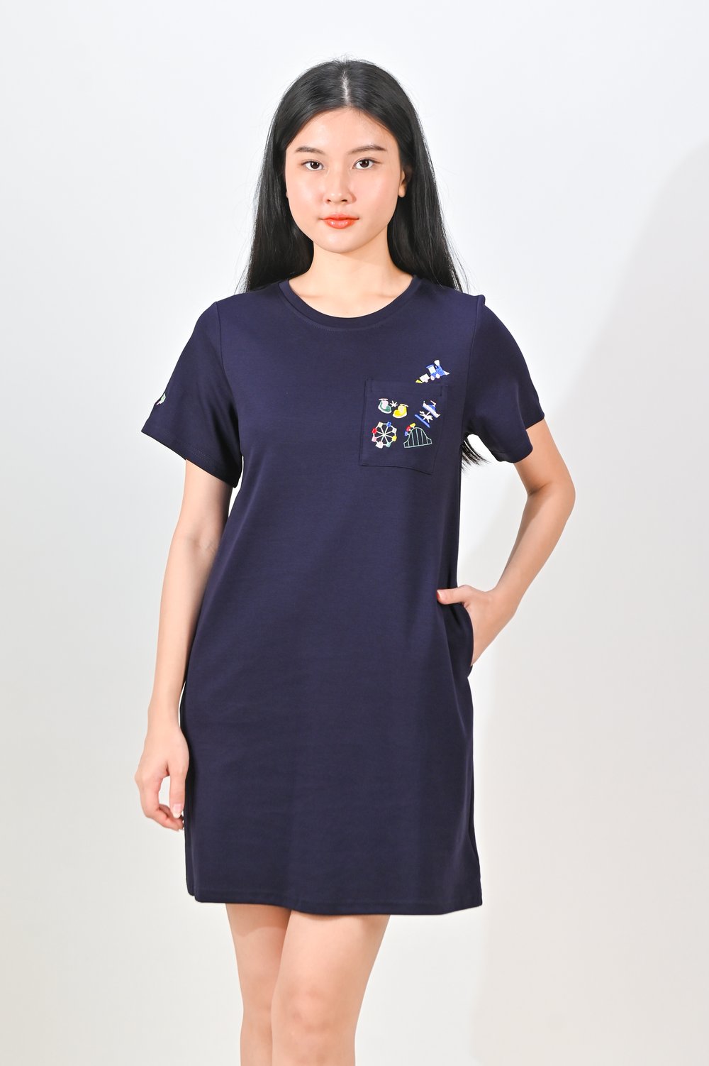 CARNIVAL NAVY EMB. POCKET TEE DRESS CARNIVAL NAVY EMB. POCKET TEE DRESS