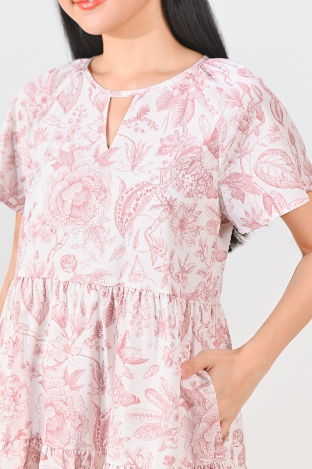 NOVALE CUT-OUT BABYDOLL DRESS IN PINK PORCELAIN NOVALE CUT-OUT BABYDOLL DRESS IN PINK PORCELAIN