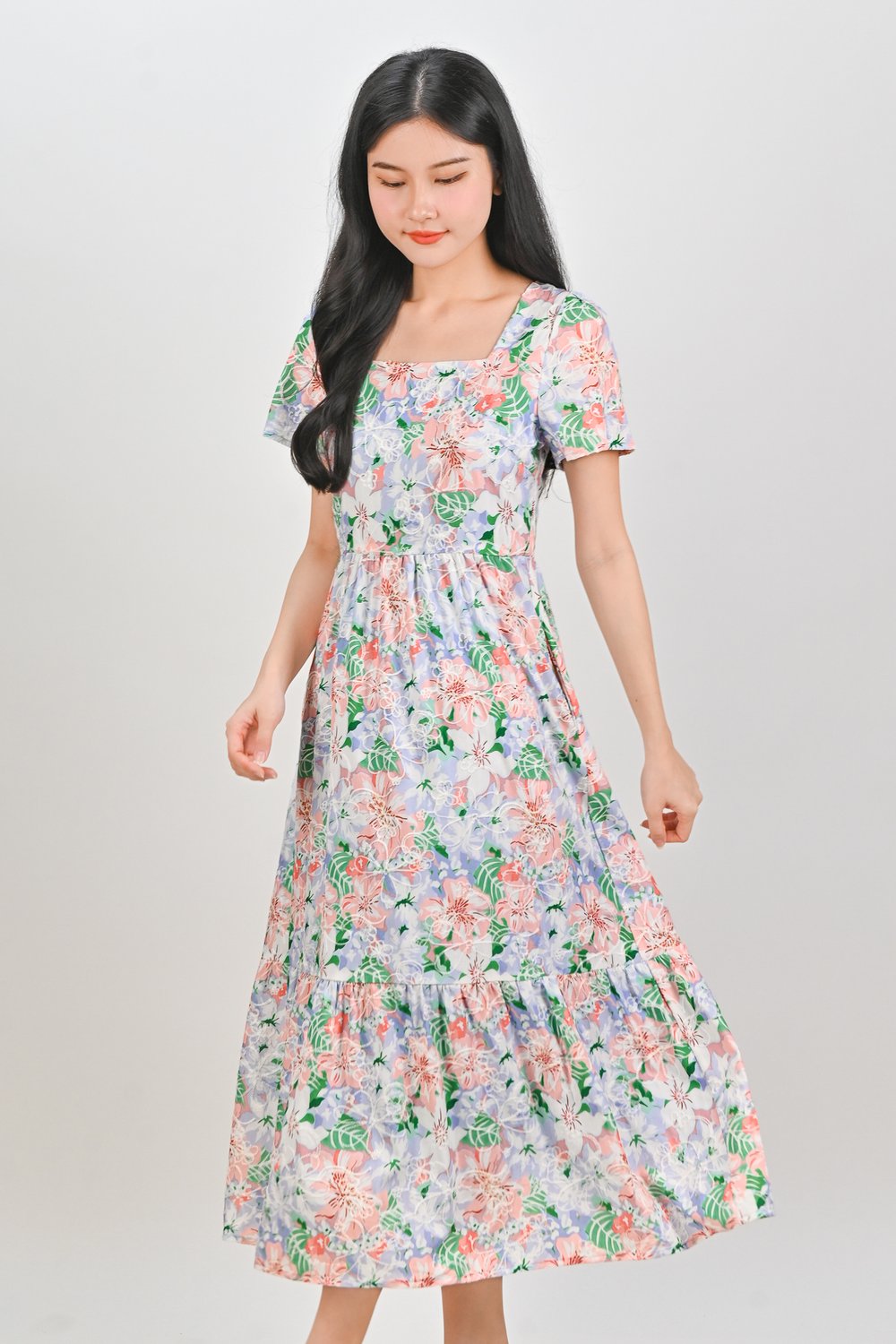 ESTRA FLORAL SQUARE-NECK SLEEVED DRESS IN PURPLE