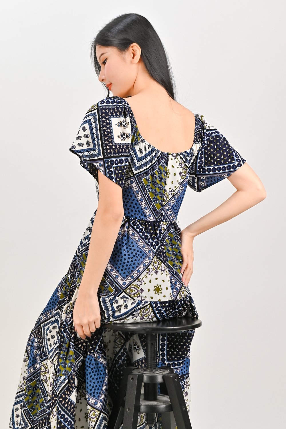 NABI SCOOP-NECK TIERED DRESS IN BLUE PATCHWORK NABI SCOOP-NECK TIERED DRESS IN BLUE PATCHWORK