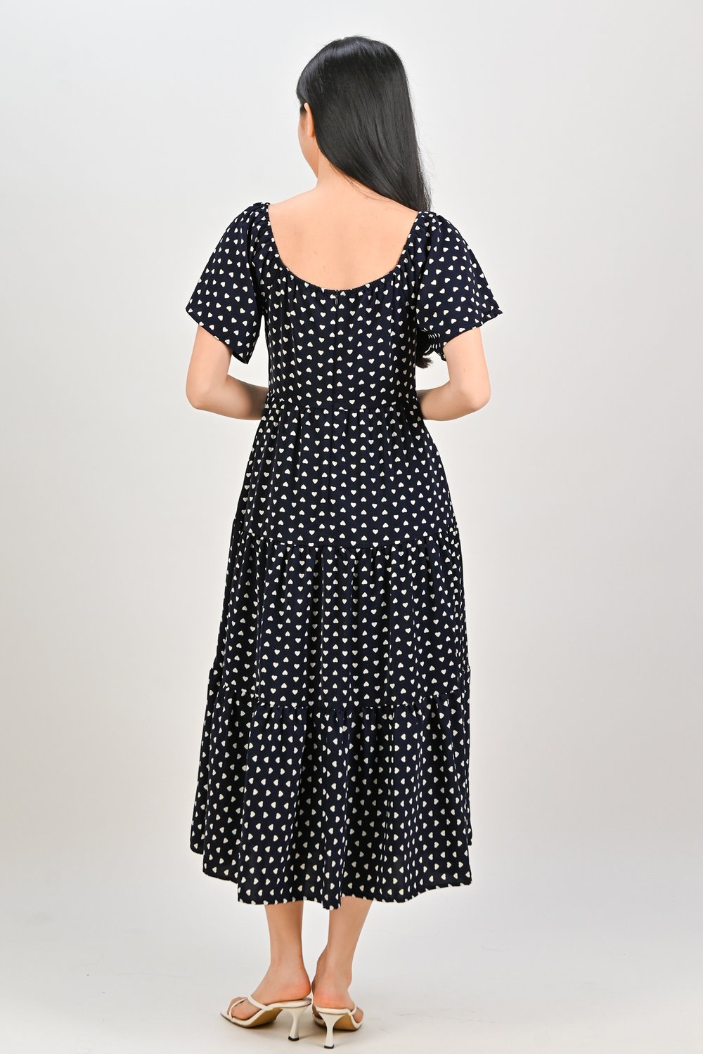 NABI SCOOP-NECK TIERED DRESS IN NAVY HEARTS NABI SCOOP-NECK TIERED DRESS IN NAVY HEARTS