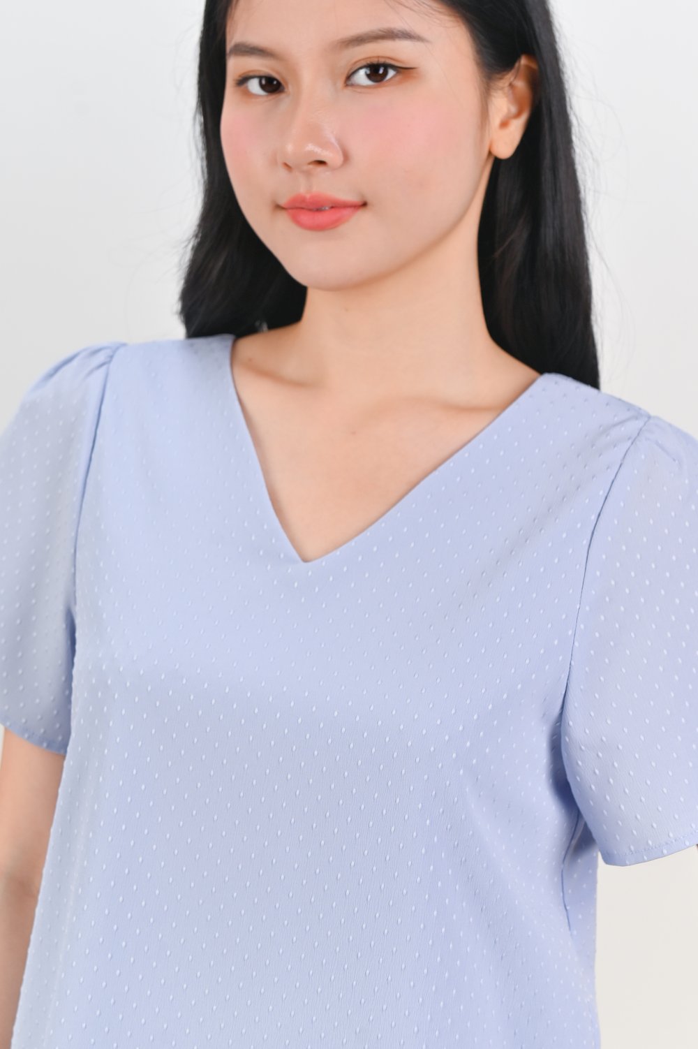 CIELA DOTTY SLEEVED TOP IN ICE CIELA DOTTY SLEEVED TOP IN ICE