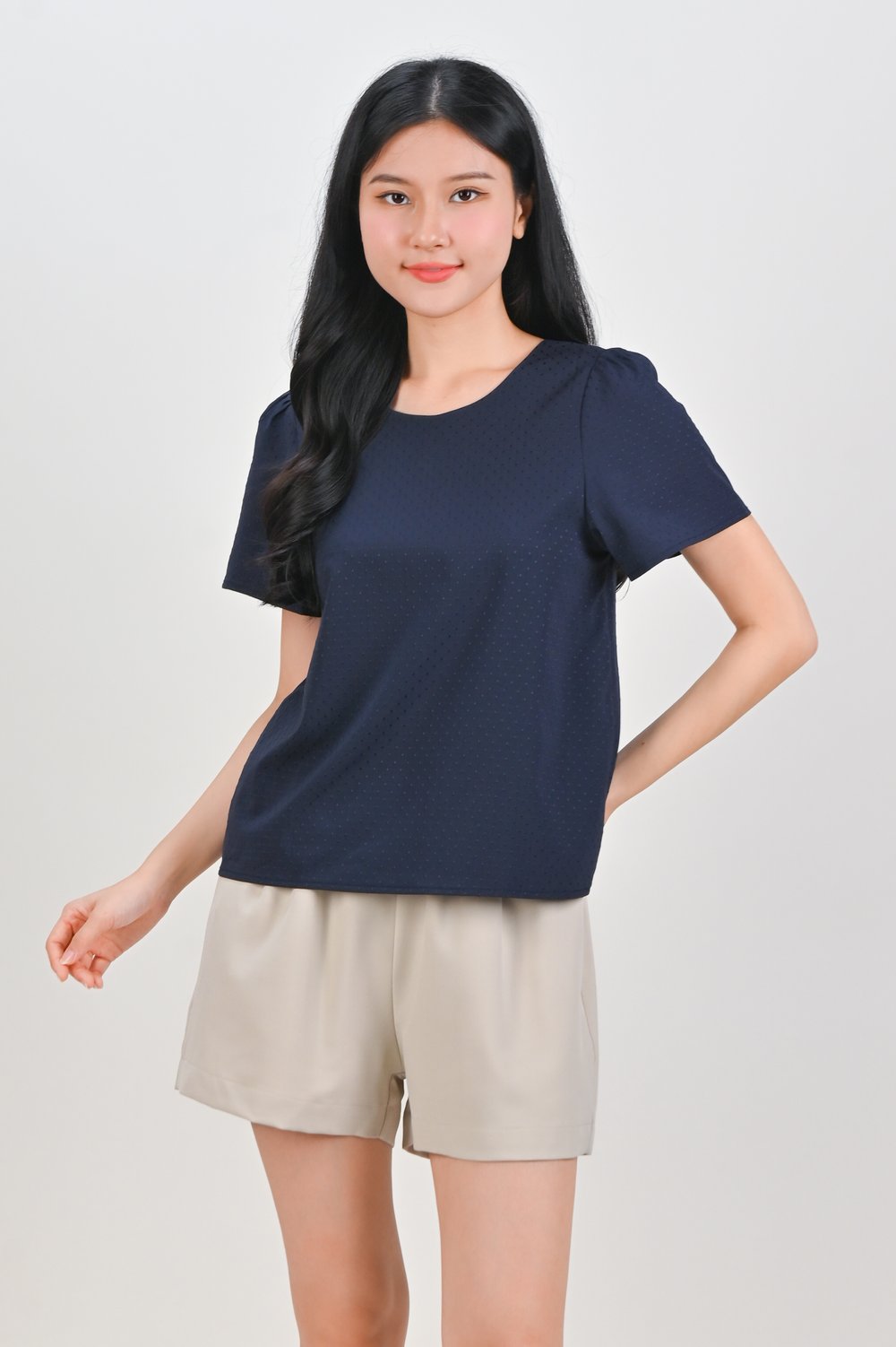 CIELA DOTTY SLEEVED TOP IN NAVY