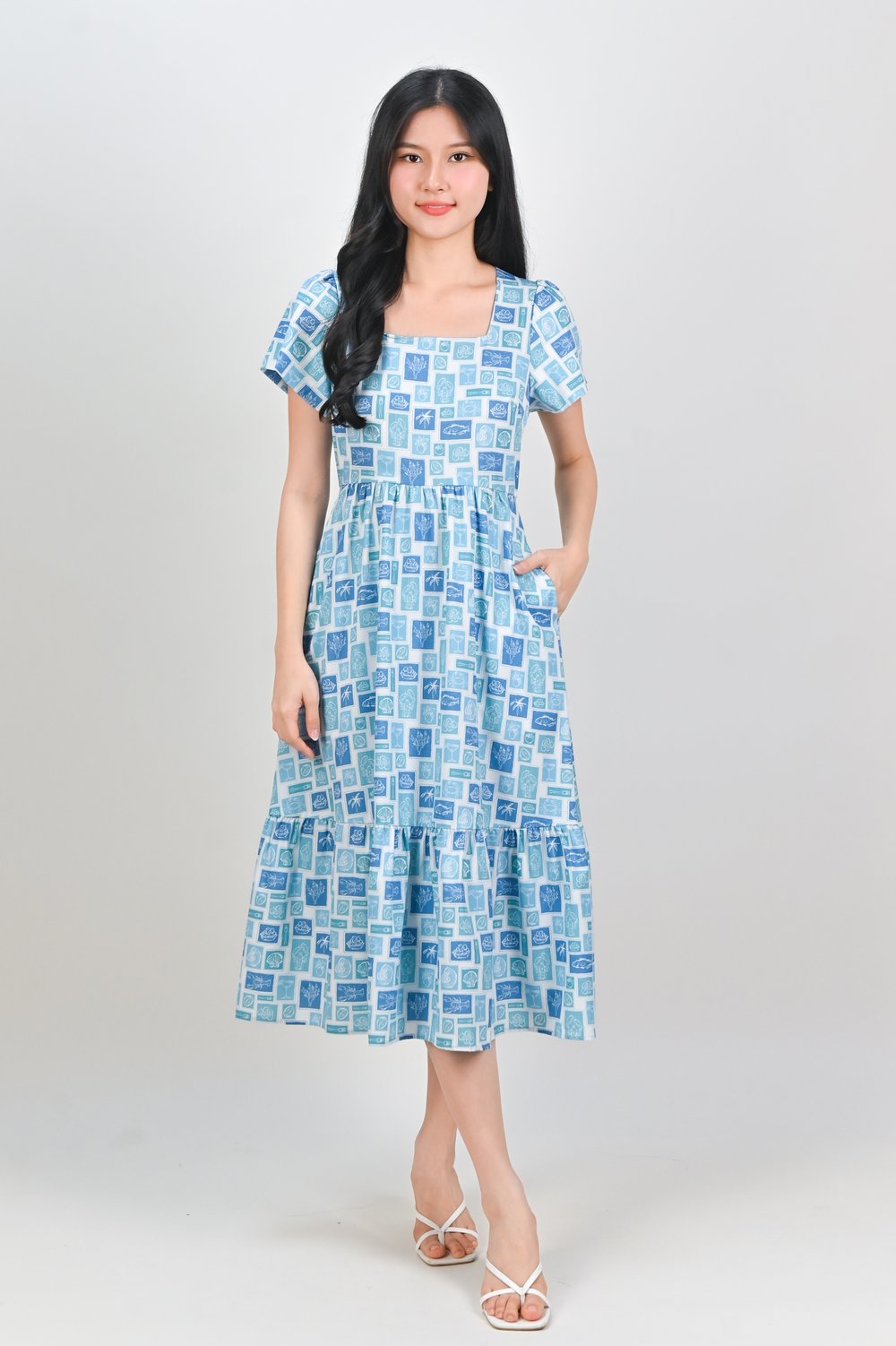 BLUE LOBSTER STAMPS SQUARE-NECK SLEEVED MIDI DRESS BLUE LOBSTER STAMPS SQUARE-NECK SLEEVED MIDI DRESS