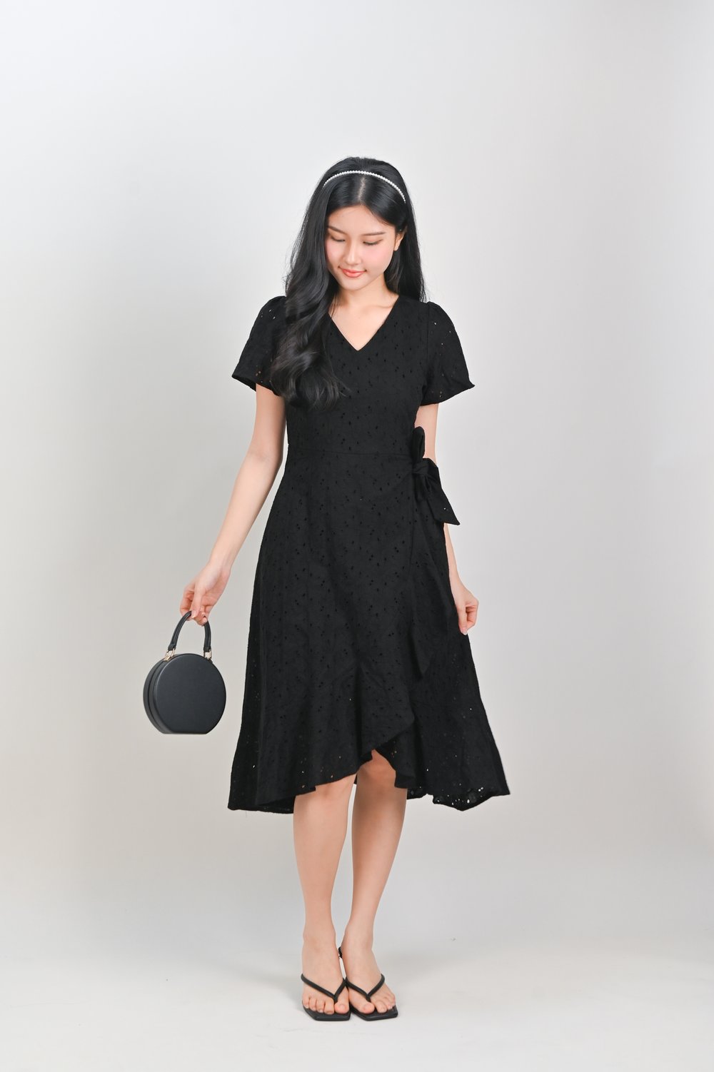 KIRRA EYELET SLEEVED RUFFLE DRESS IN BLACK KIRRA EYELET SLEEVED RUFFLE DRESS IN BLACK