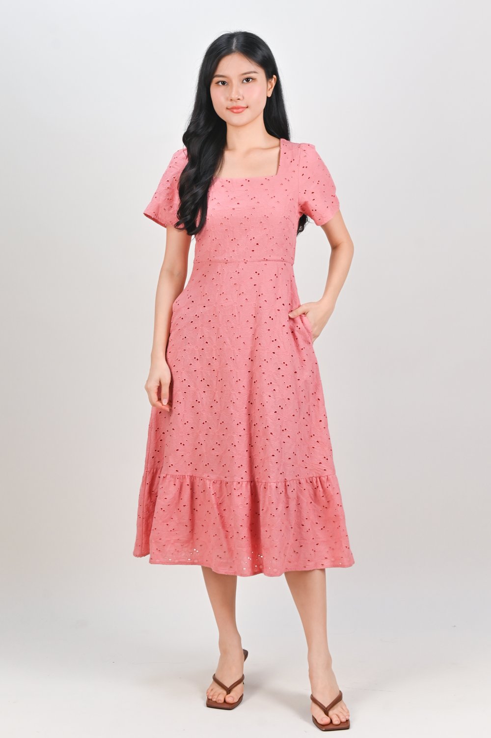 YINDI EYELET SQUARE-NECK SLEEVED MIDI DRESS IN SALMON YINDI EYELET SQUARE-NECK SLEEVED MIDI DRESS IN SALMON