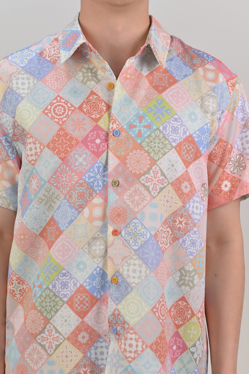DIAMOND VINTAGE TILES MEN’S SHIRT
