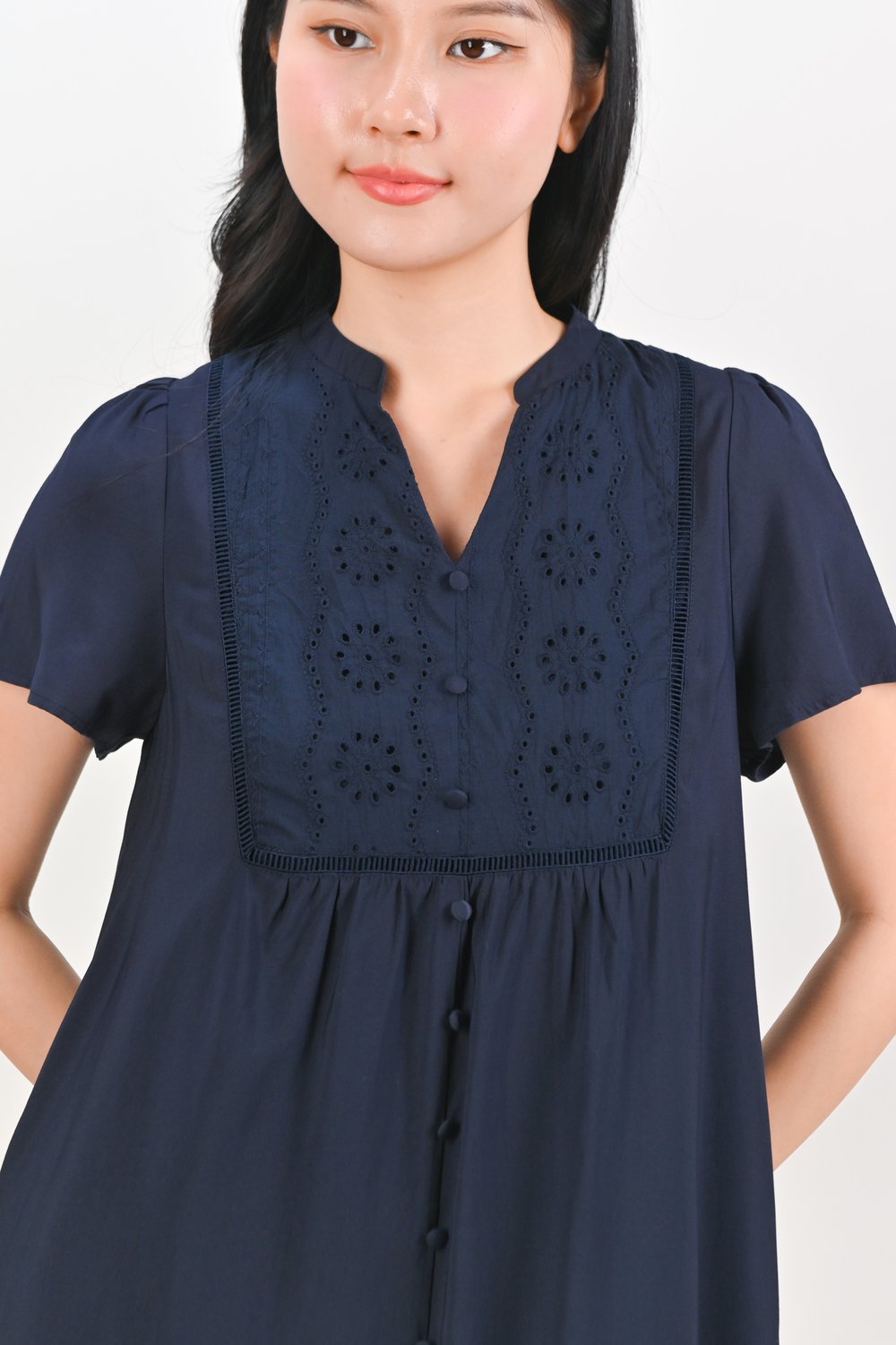 MIREYA EYELET-INSERT SLEEVED DRESS IN NAVY MIREYA EYELET-INSERT SLEEVED DRESS IN NAVY