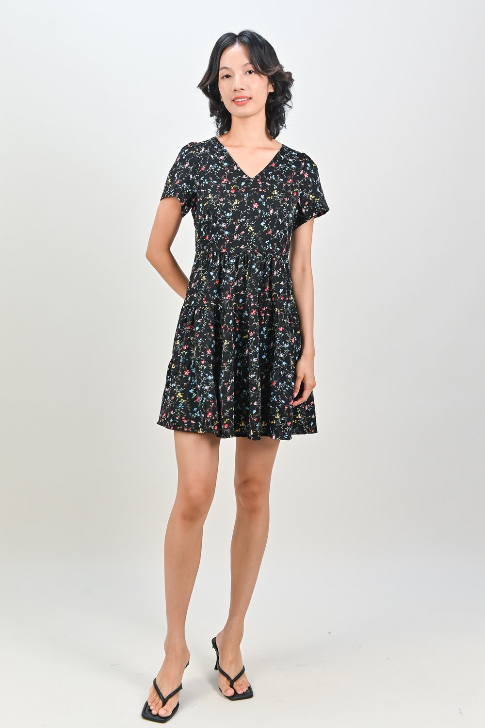 AIRA BLACK FLORAL V-NECK BABYDOLL DRESS AIRA BLACK FLORAL V-NECK BABYDOLL DRESS