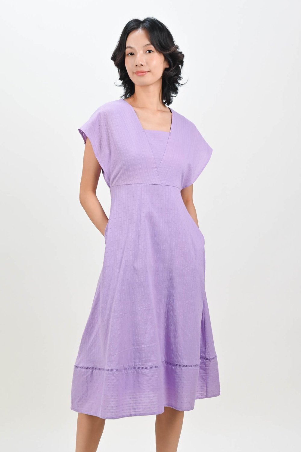 AURAYA KIMONO SLEEVED MIDI DRESS IN LILAC