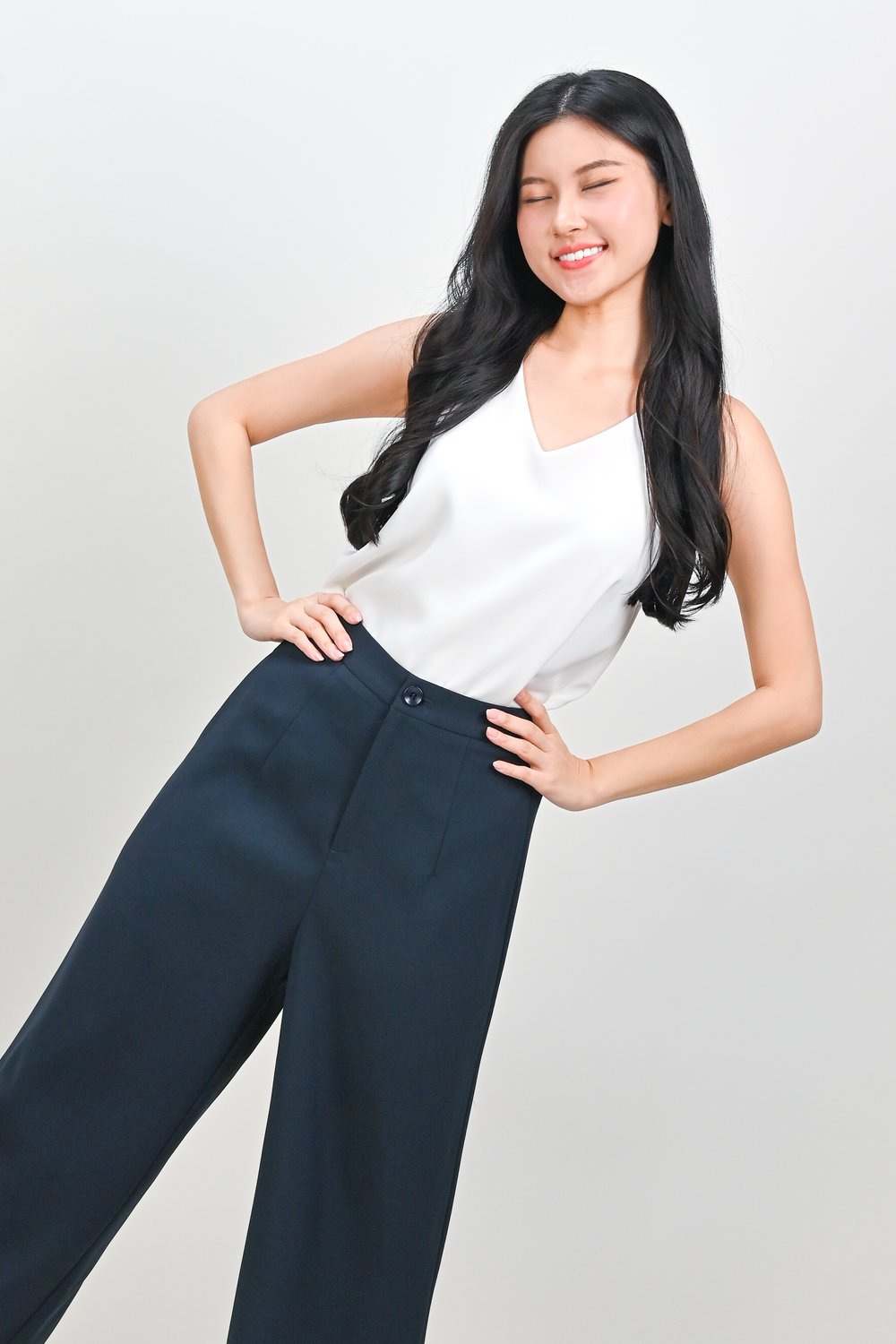 LYNN PANTS IN NAVY