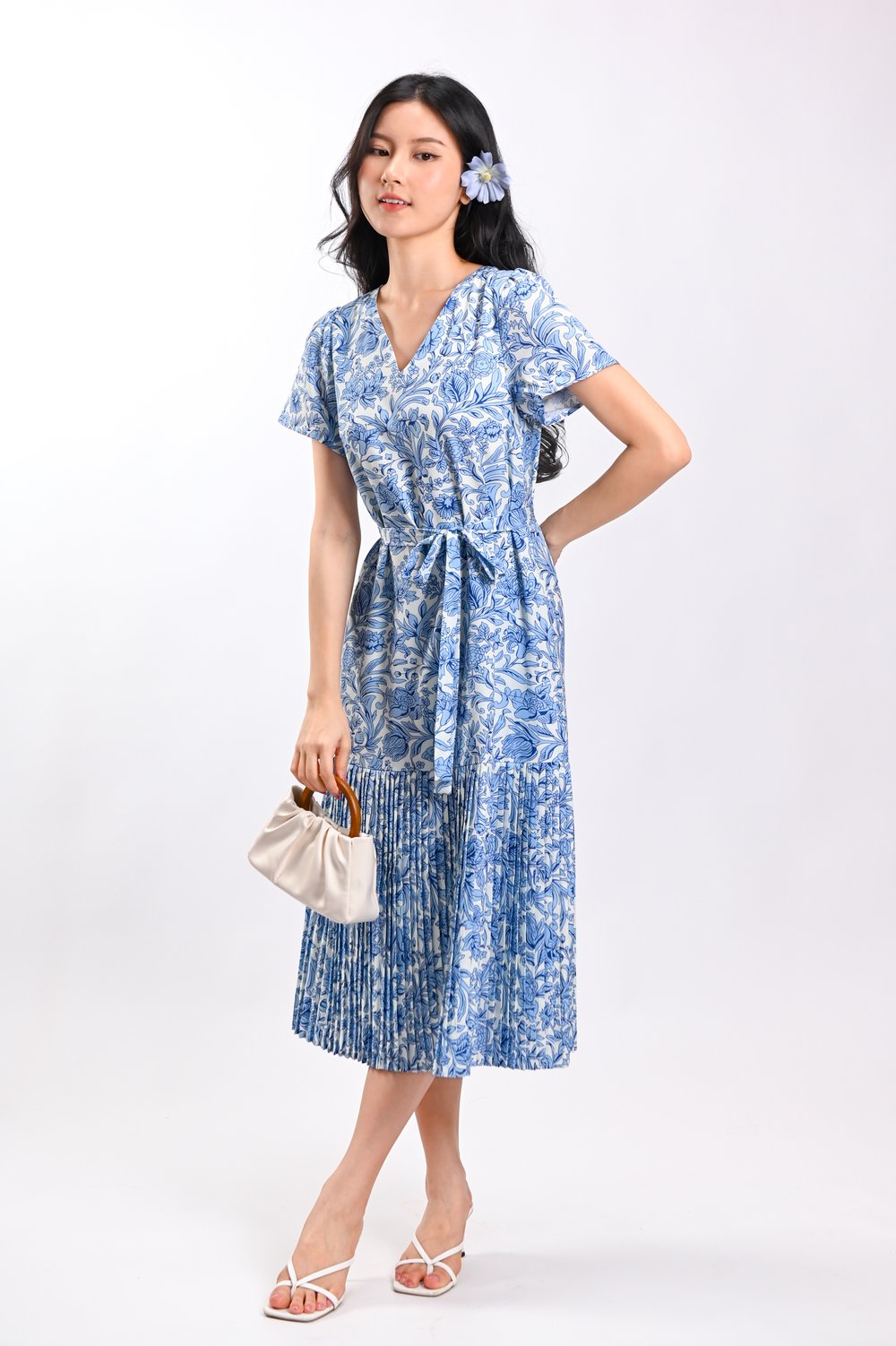 LAILA SLEEVED PLEAT-PANEL MIDI DRESS IN BLUE ABSTRACT