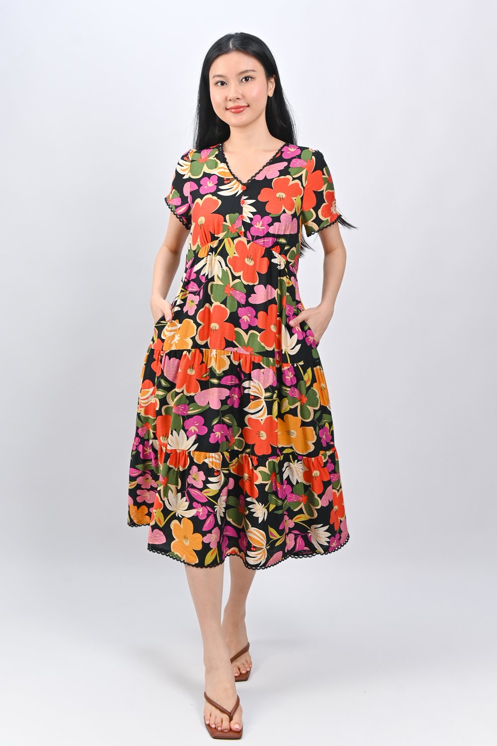 TIARANAH BLACK FLORAL SLEEVED TIERED DRESS