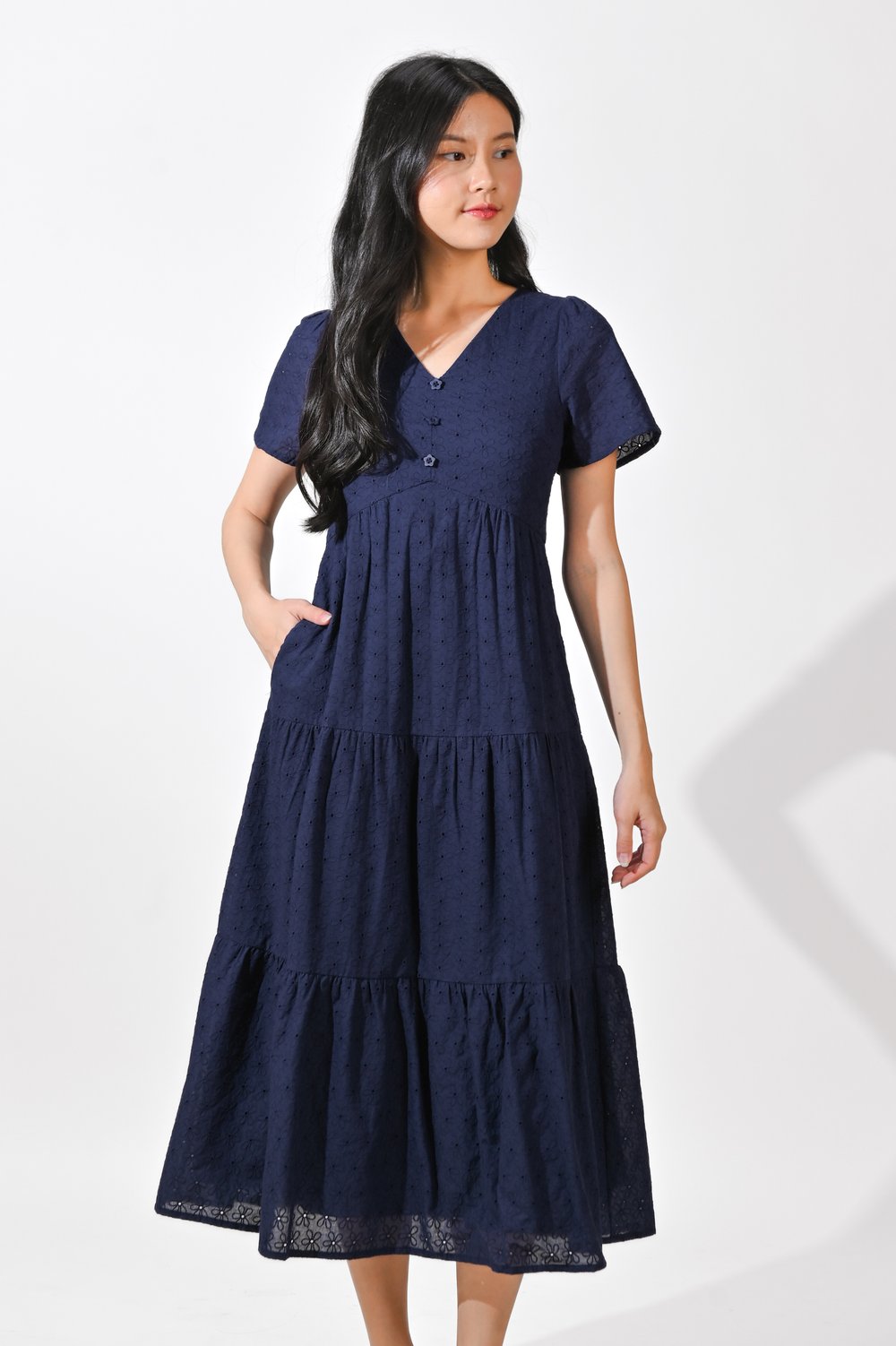 PETUNIA EYELET TIERED MIDAXI DRESS IN NAVY