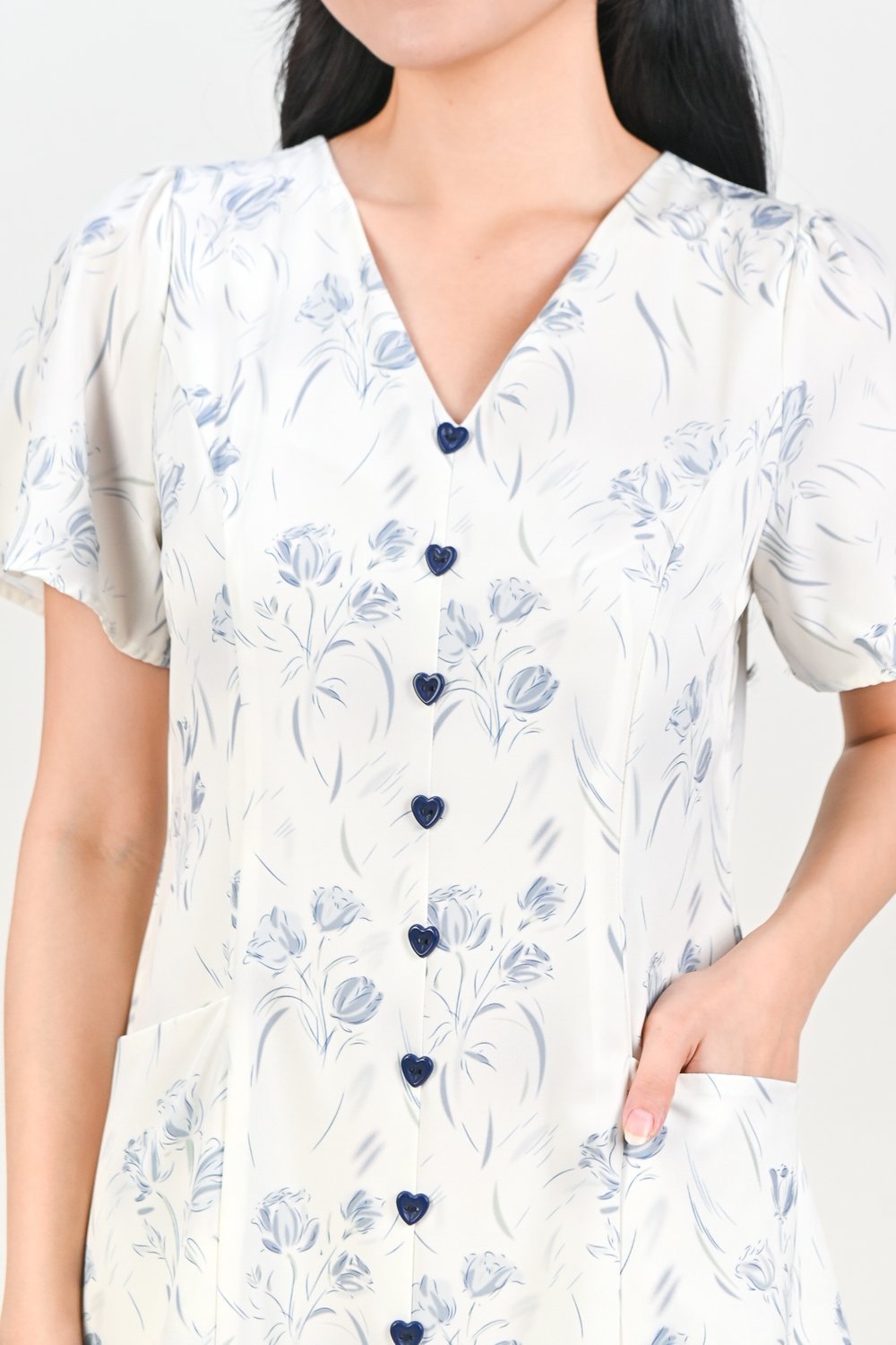 LALEH ABSTRACT SLEEVED HEART-BUTTON MIDI DRESS