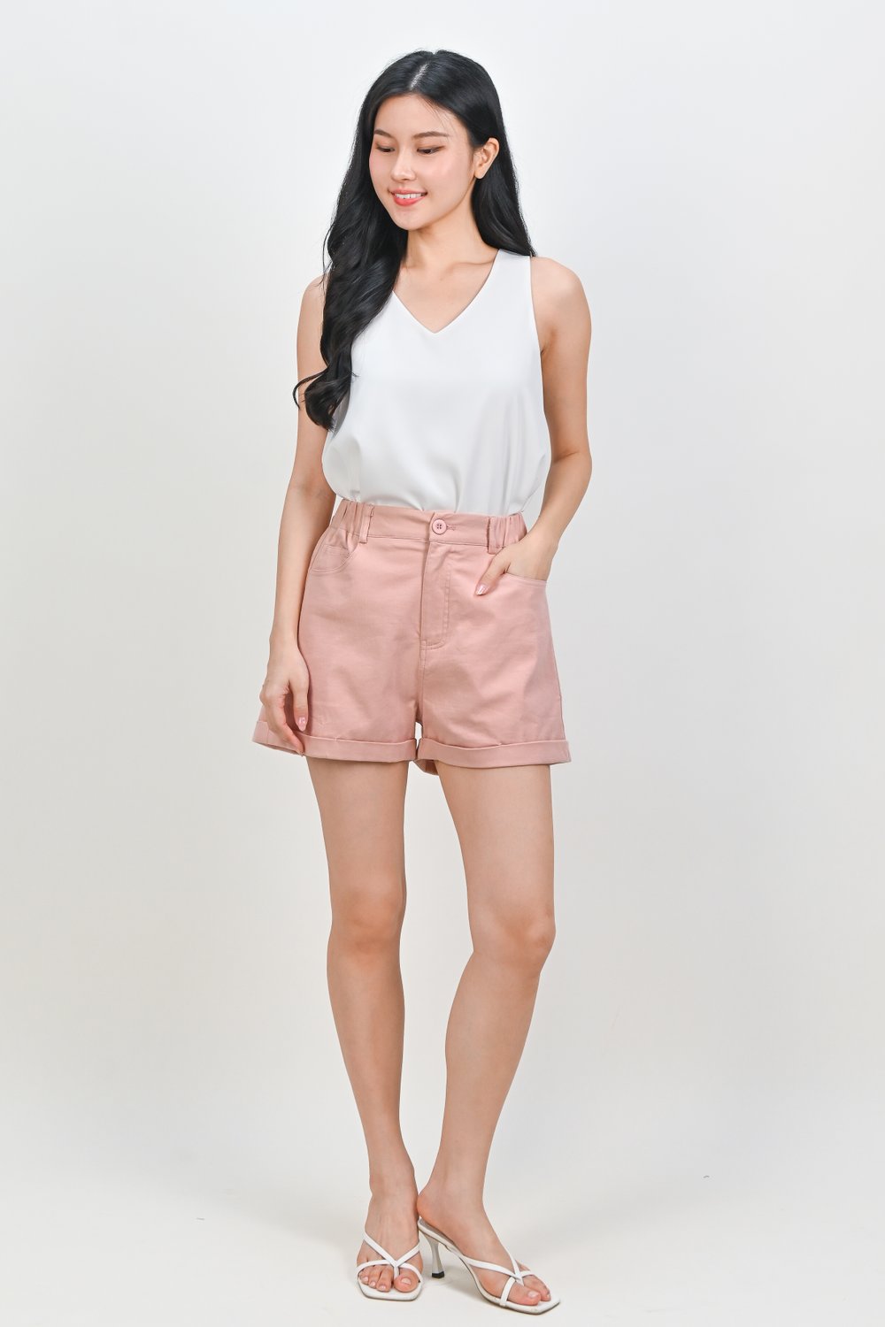 LYNNY ELASTIC-WAIST SHORTS IN PINK