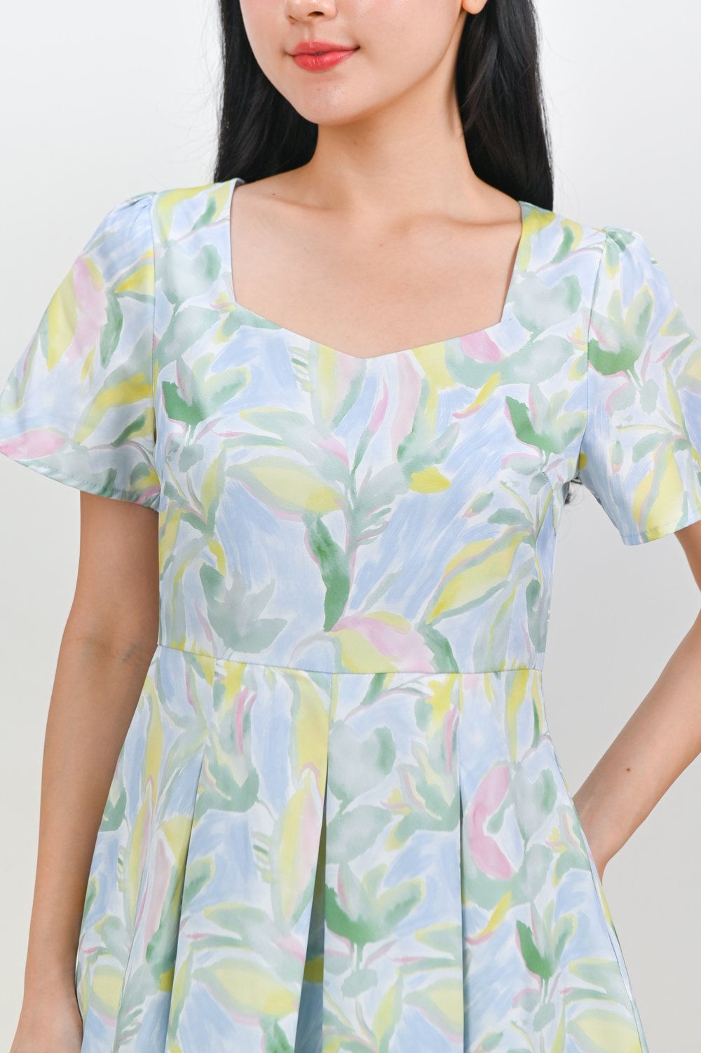 YARANAH WATERCOLOUR SWEETHEART DRESS IN GREEN-BLUE FOLIAGE