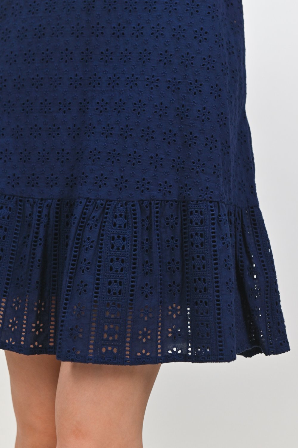 ELETTRA EYELET SLEEVED DROPWAIST DRESS IN NAVY