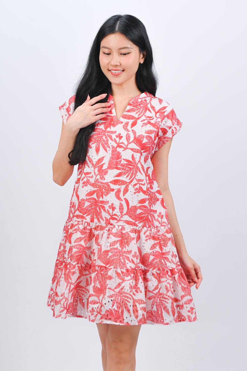 RUYI RED FOLIAGE EYELET SLEEVED SHORT TIERED DRESS