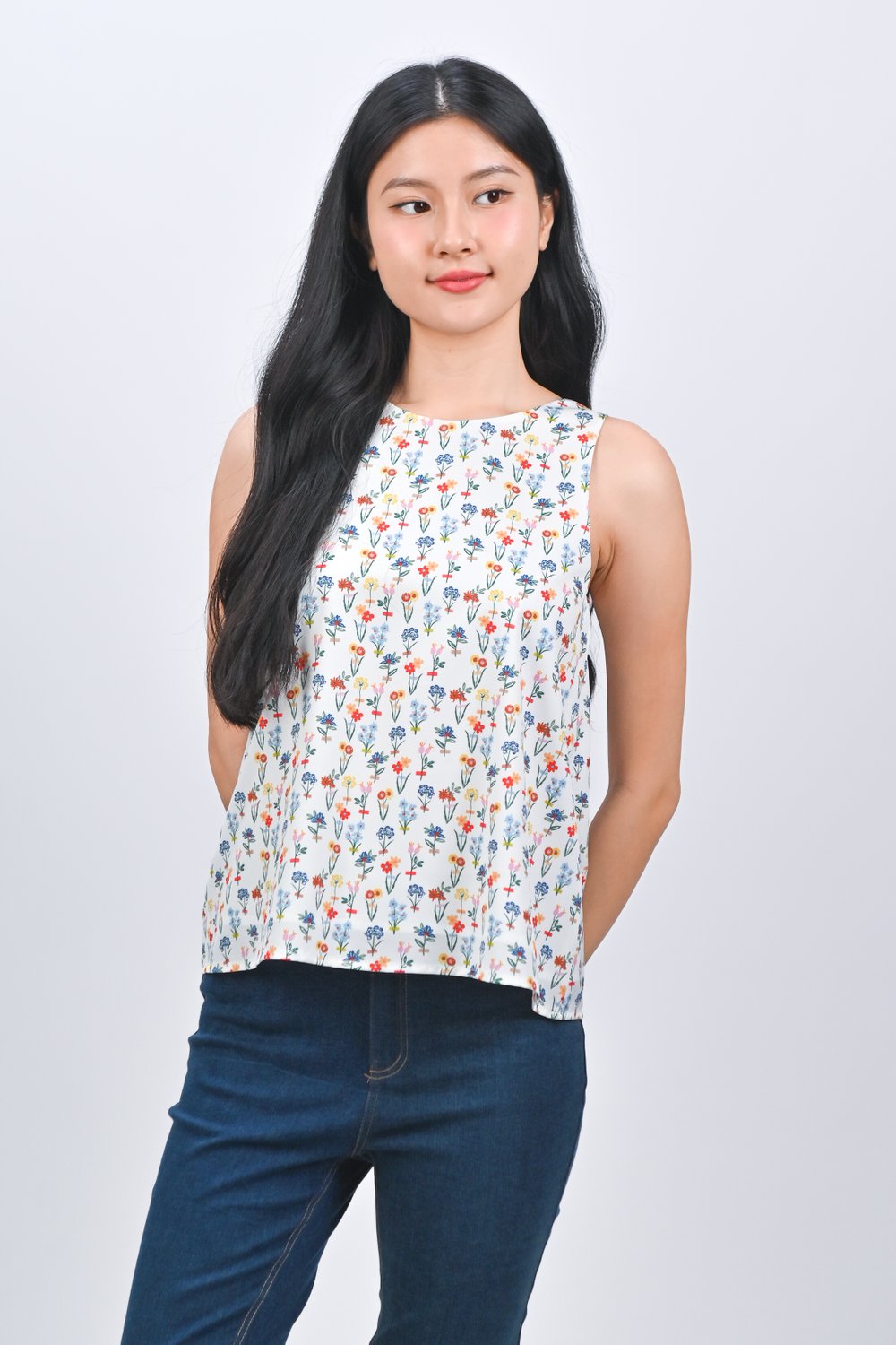 FOREVER BLOOMS TWO-WAY TOP