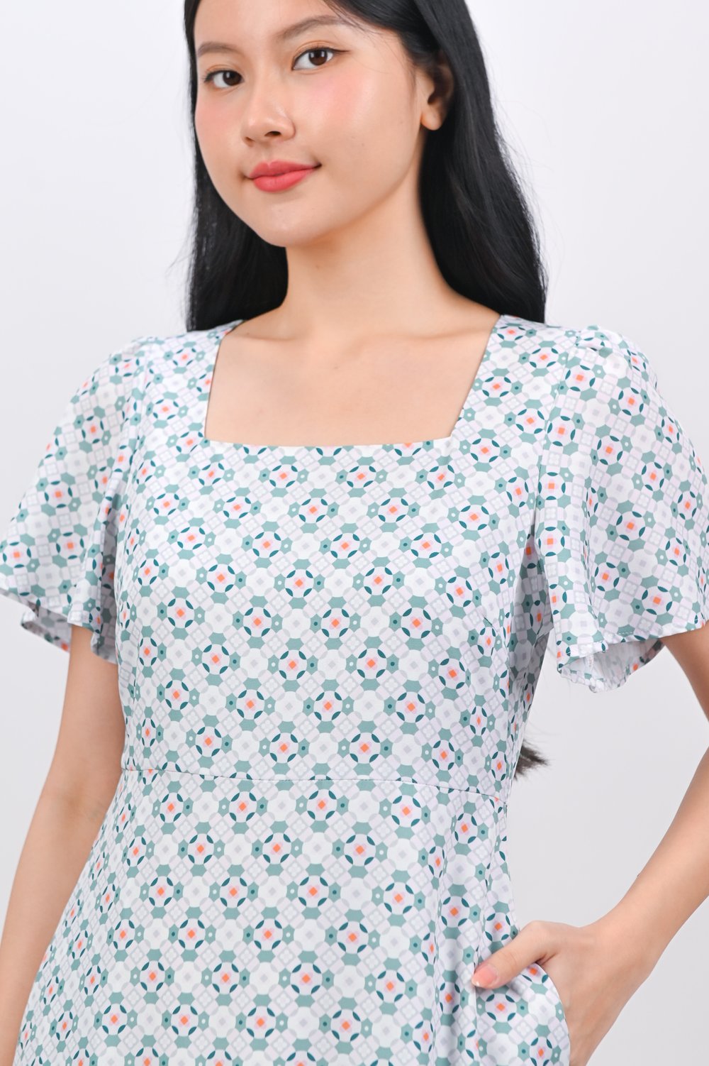 WHITE JADE SQUARE-NECK SLEEVED MIDI DRESS