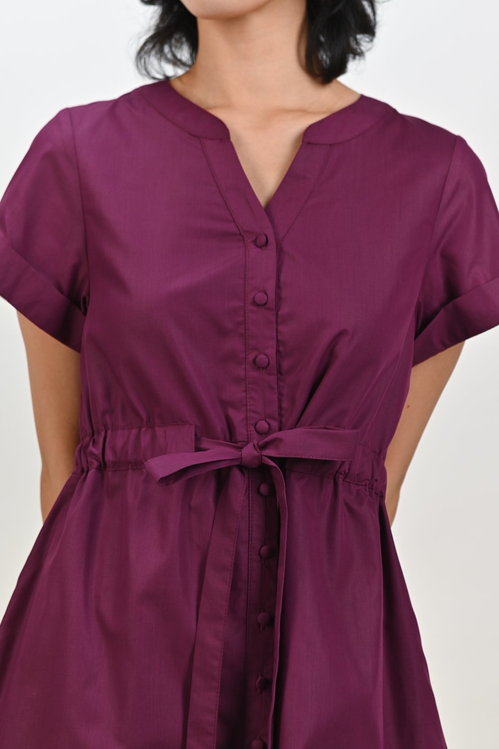 JUNO SLEEVED DRAWSTRING-WAIST SHIRT-DRESS IN MAROON