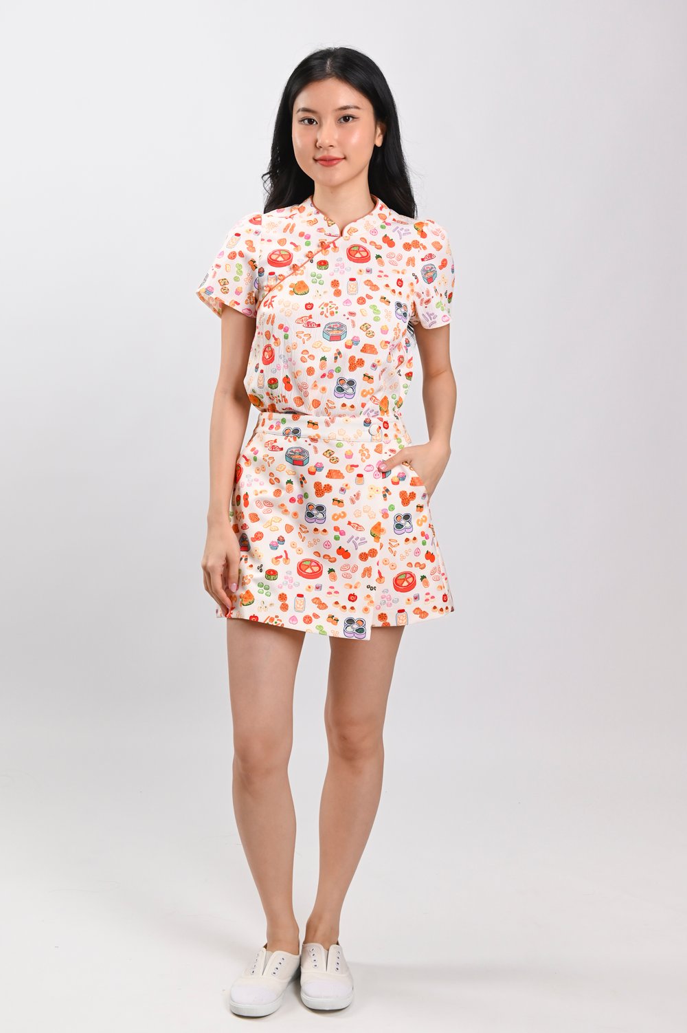 SNACKTACULAR ELASTIC-BACK SKORTS