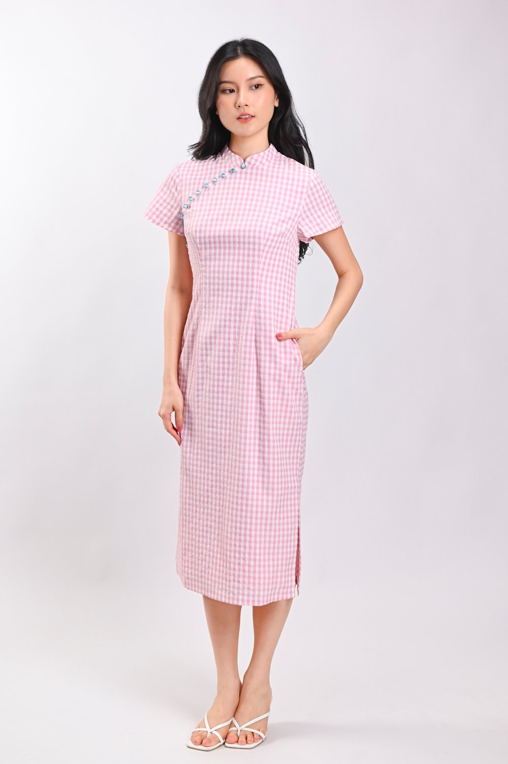 QI’EN SLEEVED GINGHAM CHEONGSAM DRESS IN PINK