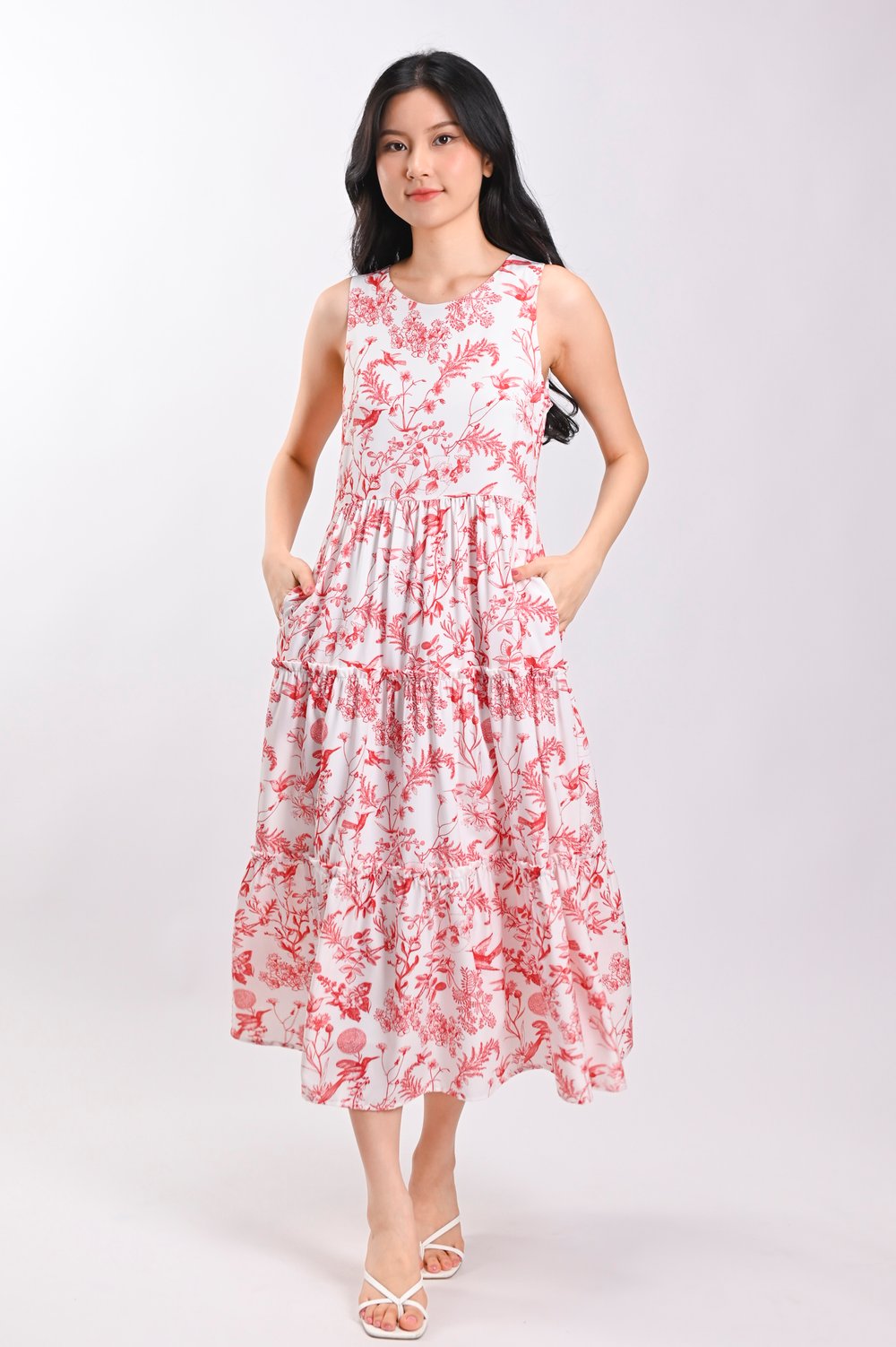 RED HUMMINGBIRD SLEEVELESS TIERED MIDI DRESS