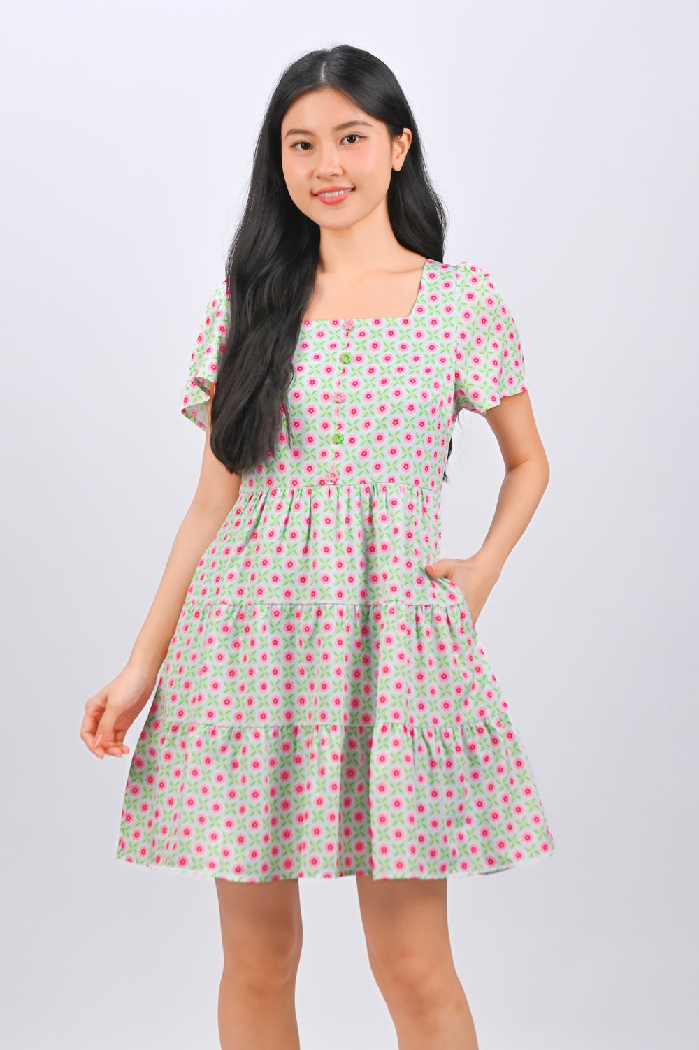 PANDAN POP SQUARE-NECK BUTTON BABYDOLL DRESS